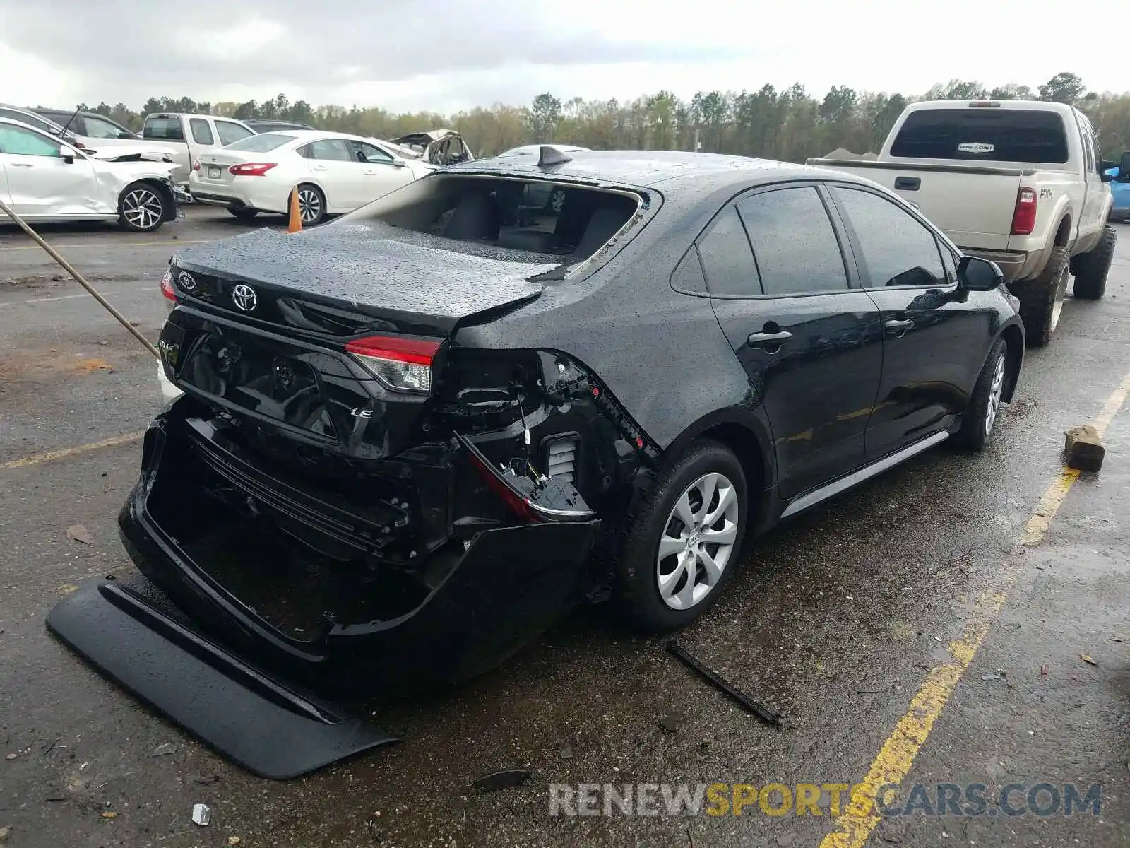 4 Photograph of a damaged car 5YFEPMAE4MP171591 TOYOTA COROLLA 2021