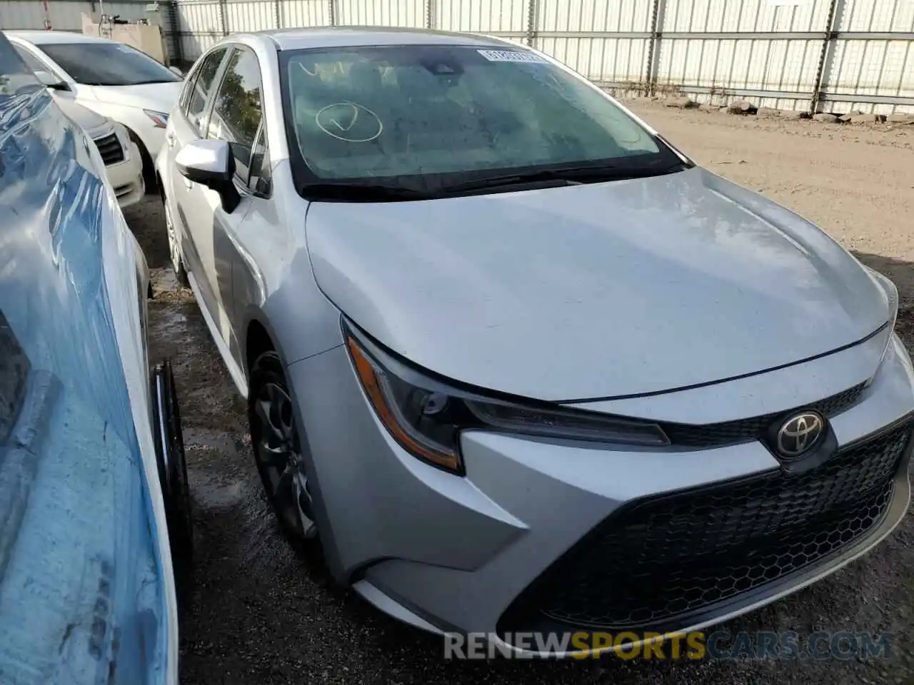 1 Photograph of a damaged car 5YFEPMAE4MP172613 TOYOTA COROLLA 2021