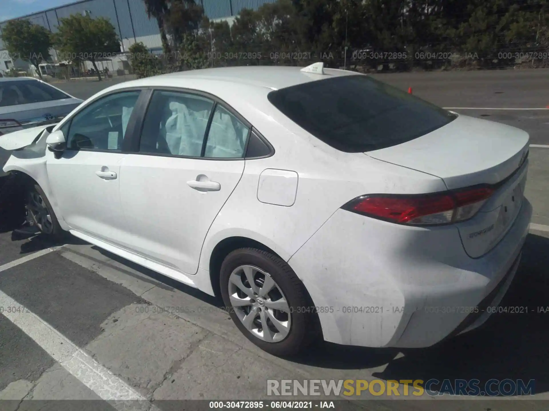 3 Photograph of a damaged car 5YFEPMAE4MP173566 TOYOTA COROLLA 2021