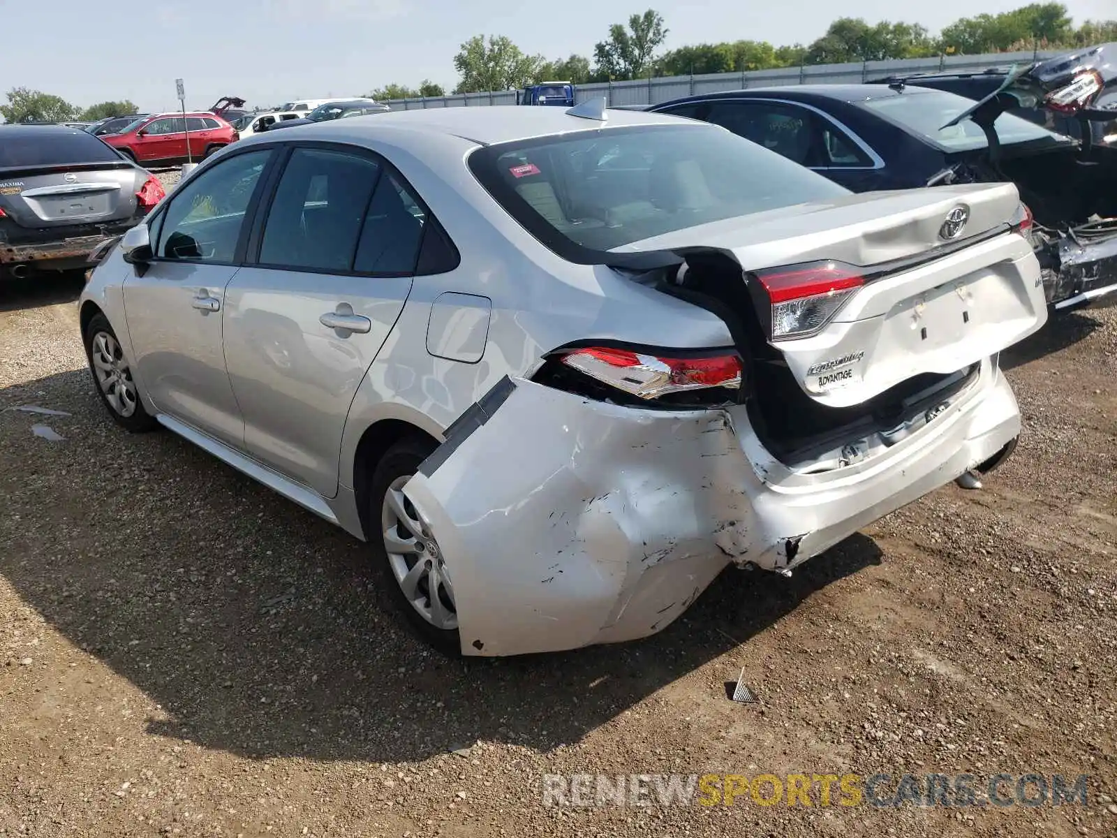 3 Photograph of a damaged car 5YFEPMAE4MP174040 TOYOTA COROLLA 2021