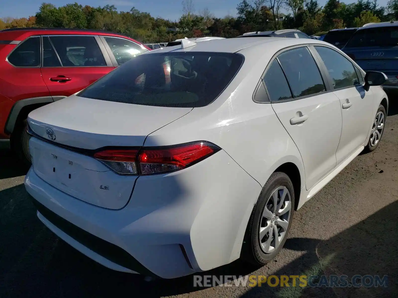 4 Photograph of a damaged car 5YFEPMAE4MP174460 TOYOTA COROLLA 2021