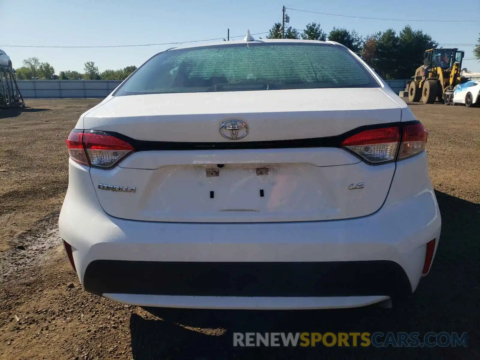 9 Photograph of a damaged car 5YFEPMAE4MP174460 TOYOTA COROLLA 2021