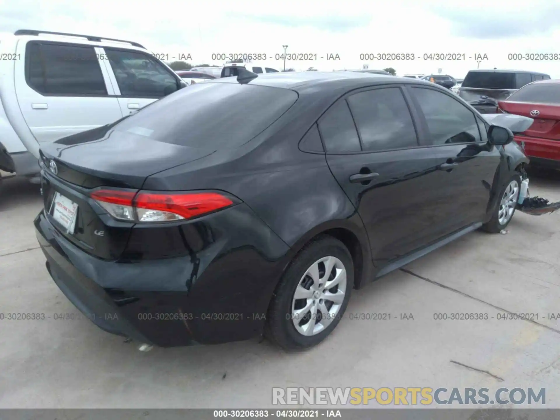 4 Photograph of a damaged car 5YFEPMAE4MP175317 TOYOTA COROLLA 2021