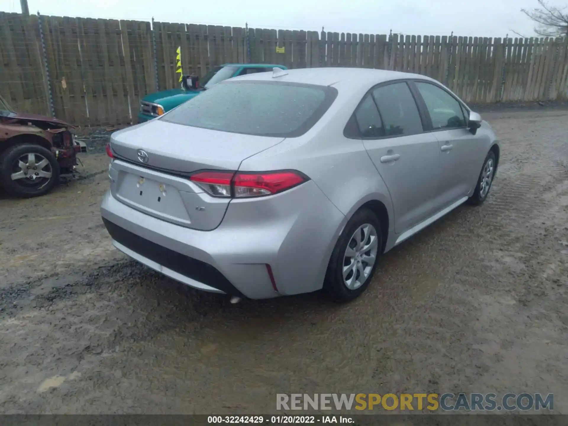 4 Photograph of a damaged car 5YFEPMAE4MP175379 TOYOTA COROLLA 2021