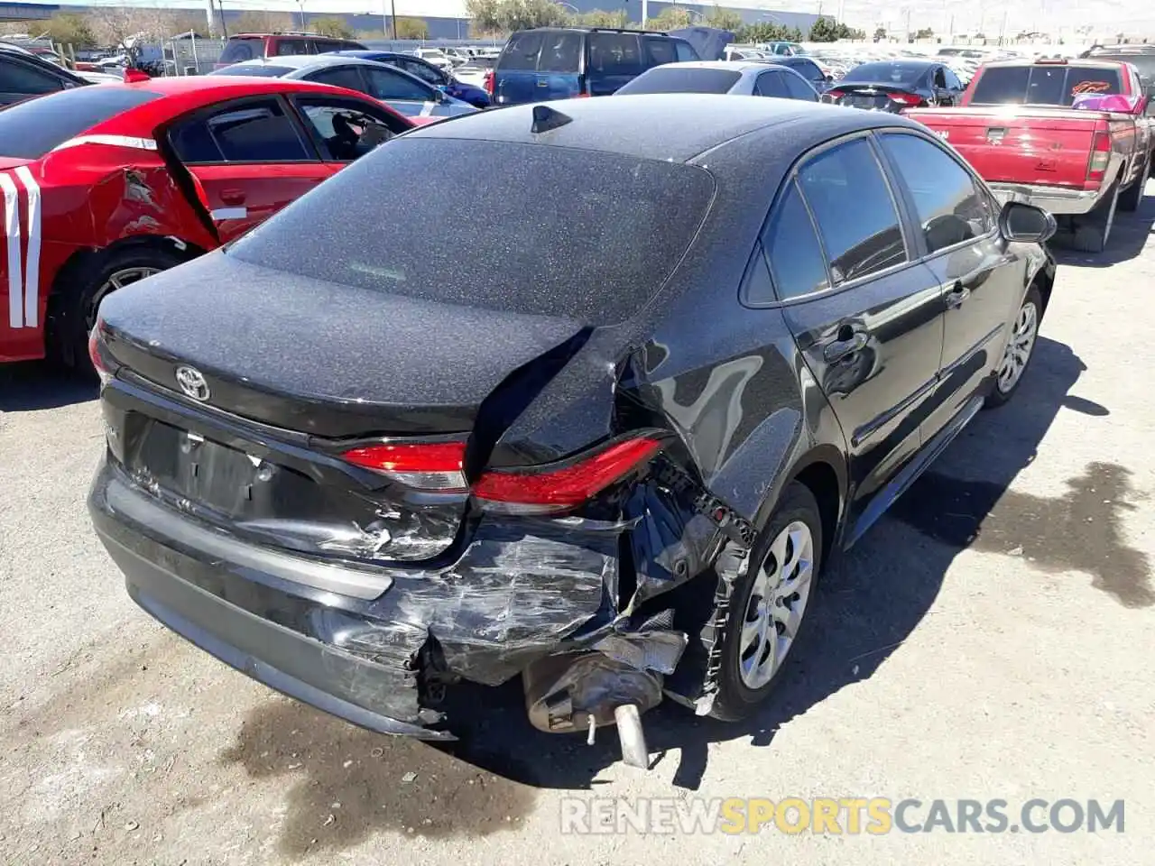 4 Photograph of a damaged car 5YFEPMAE4MP177200 TOYOTA COROLLA 2021