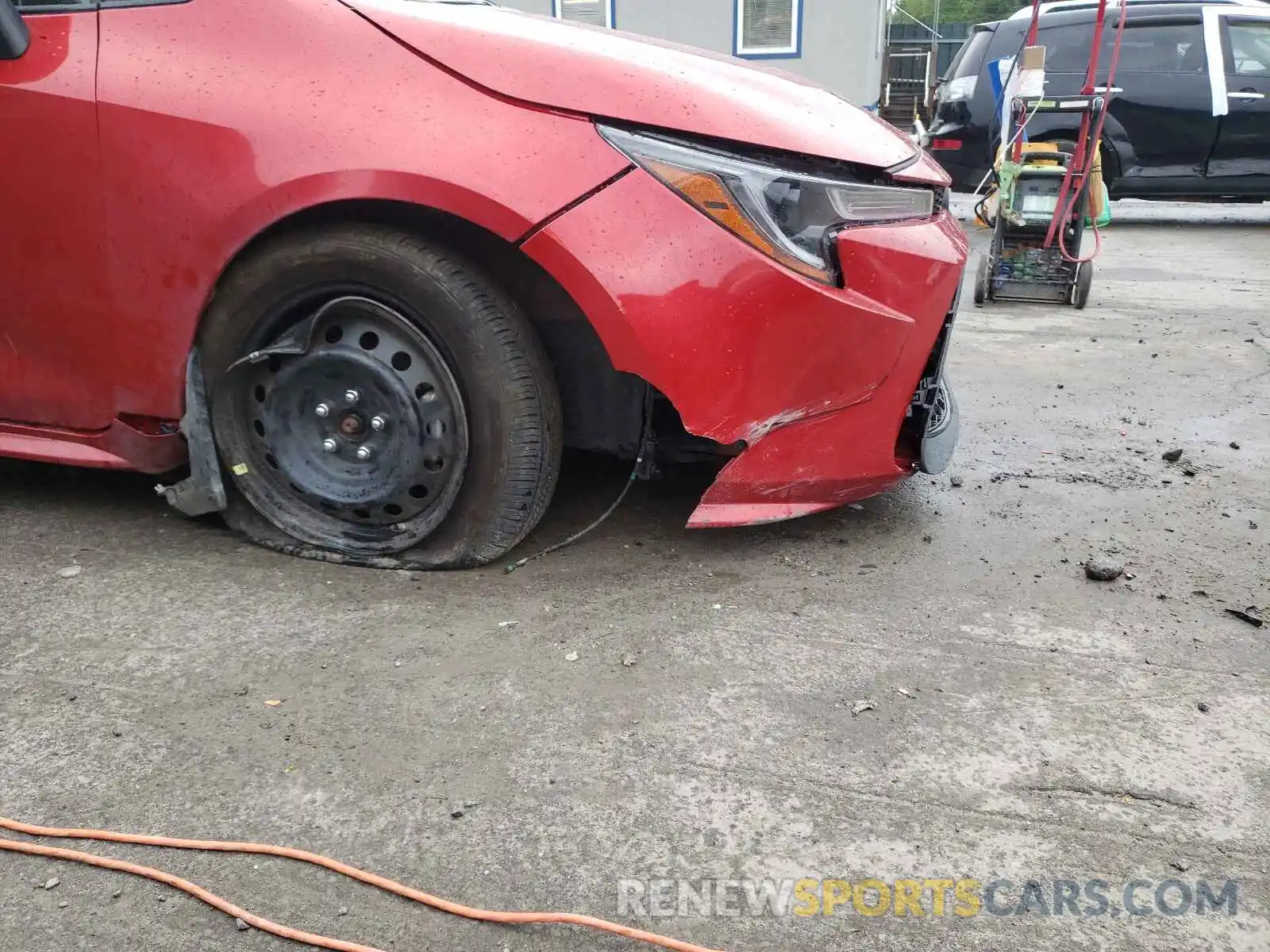 9 Photograph of a damaged car 5YFEPMAE4MP178315 TOYOTA COROLLA 2021