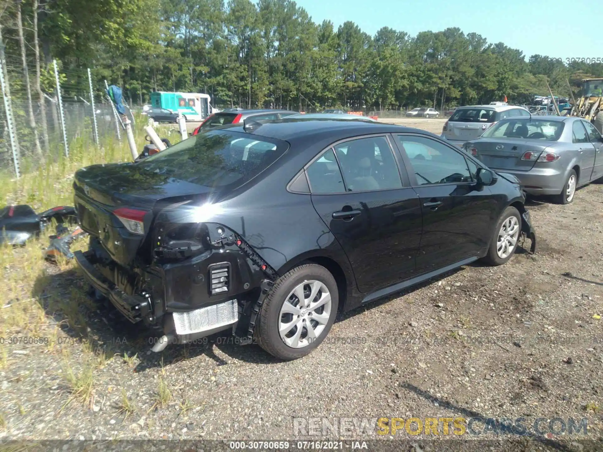 4 Photograph of a damaged car 5YFEPMAE4MP178685 TOYOTA COROLLA 2021