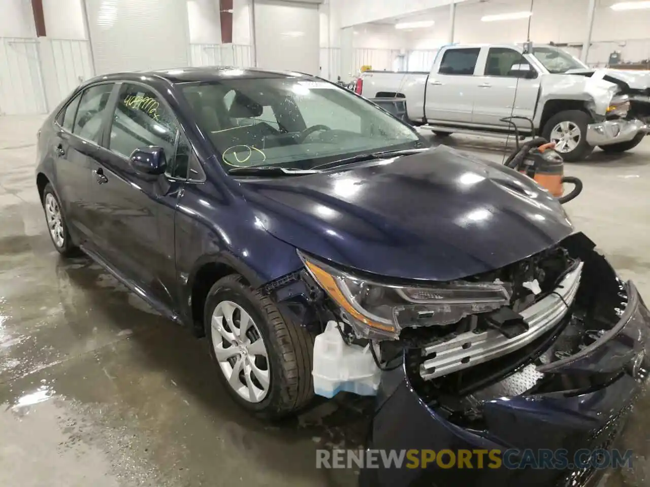 1 Photograph of a damaged car 5YFEPMAE4MP180596 TOYOTA COROLLA 2021