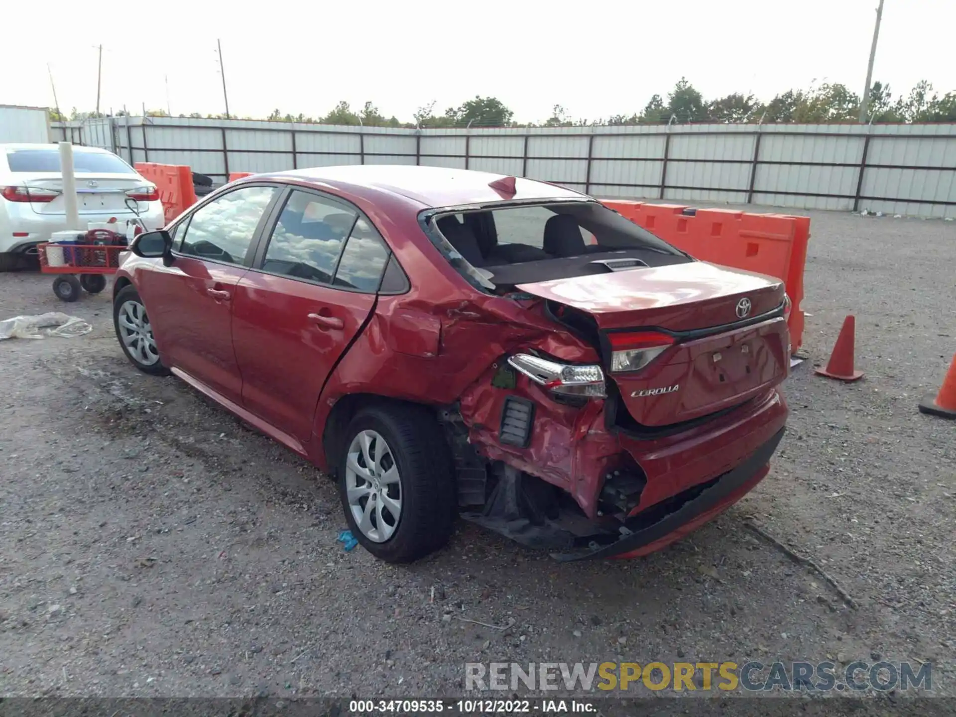 3 Photograph of a damaged car 5YFEPMAE4MP181361 TOYOTA COROLLA 2021