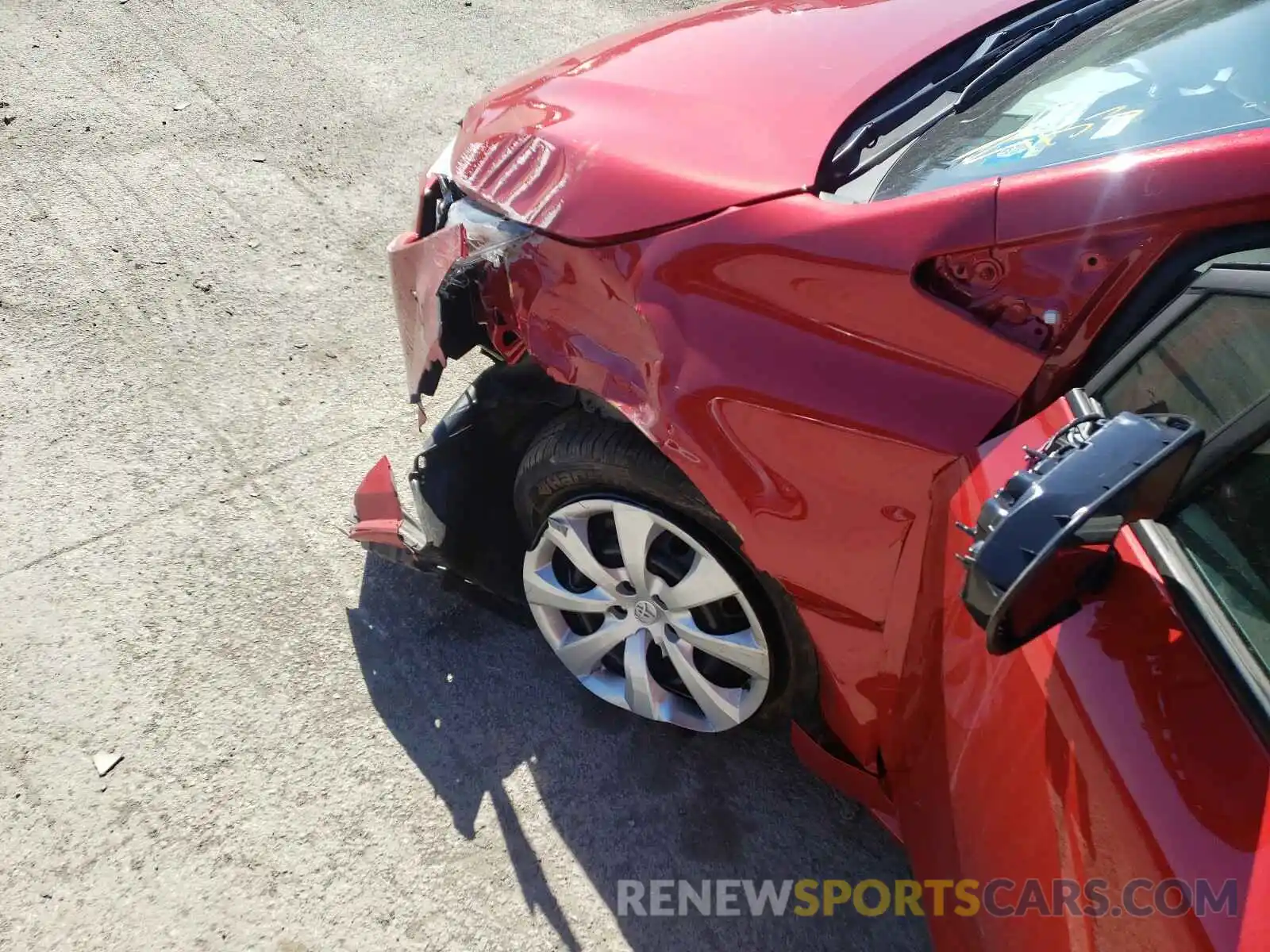 9 Photograph of a damaged car 5YFEPMAE4MP181473 TOYOTA COROLLA 2021