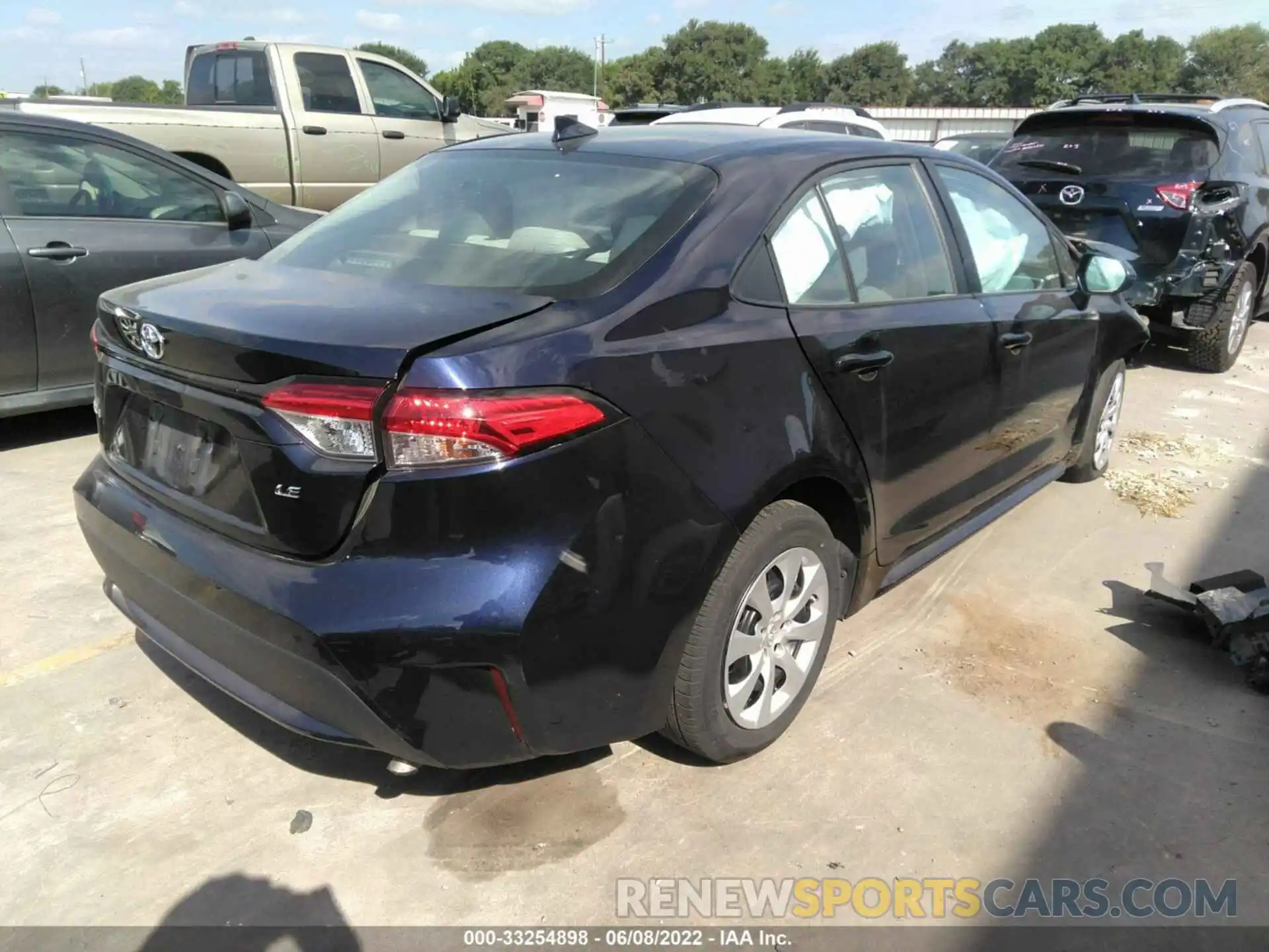 4 Photograph of a damaged car 5YFEPMAE4MP182431 TOYOTA COROLLA 2021