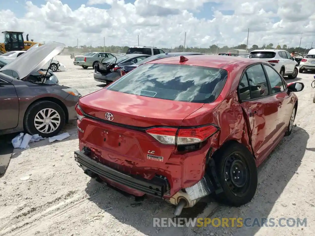 4 Photograph of a damaged car 5YFEPMAE4MP191825 TOYOTA COROLLA 2021