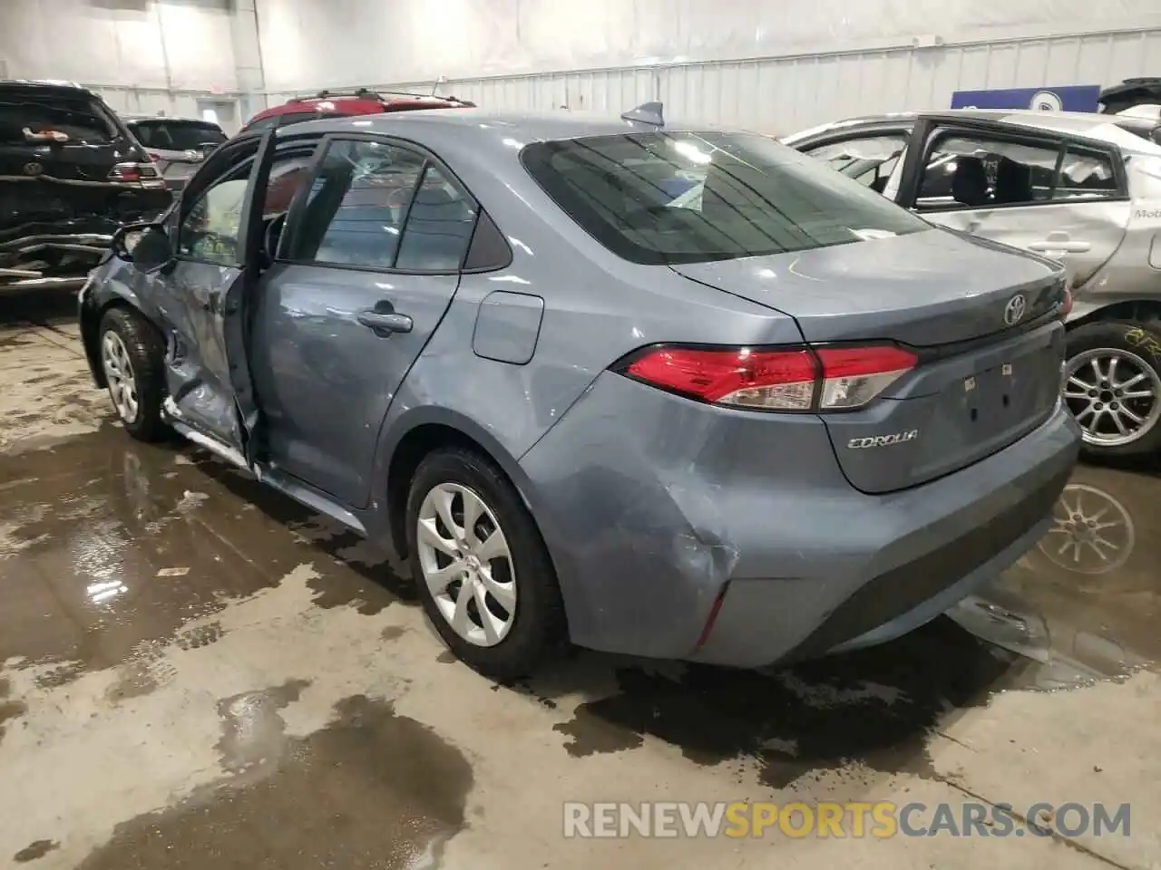 3 Photograph of a damaged car 5YFEPMAE4MP193283 TOYOTA COROLLA 2021