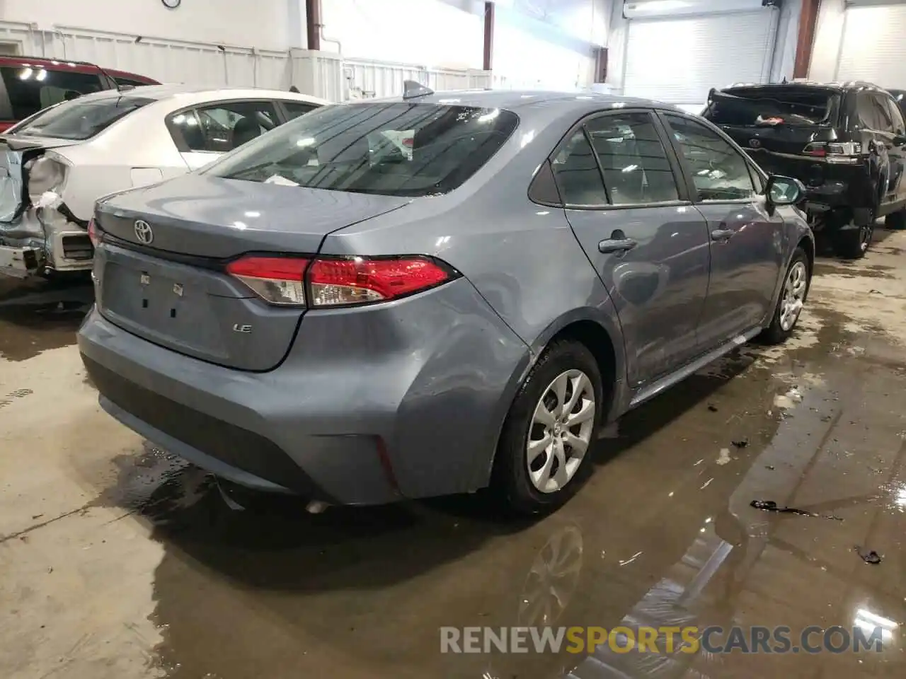 4 Photograph of a damaged car 5YFEPMAE4MP193283 TOYOTA COROLLA 2021