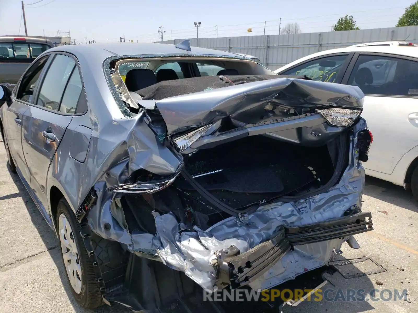 9 Photograph of a damaged car 5YFEPMAE4MP193865 TOYOTA COROLLA 2021