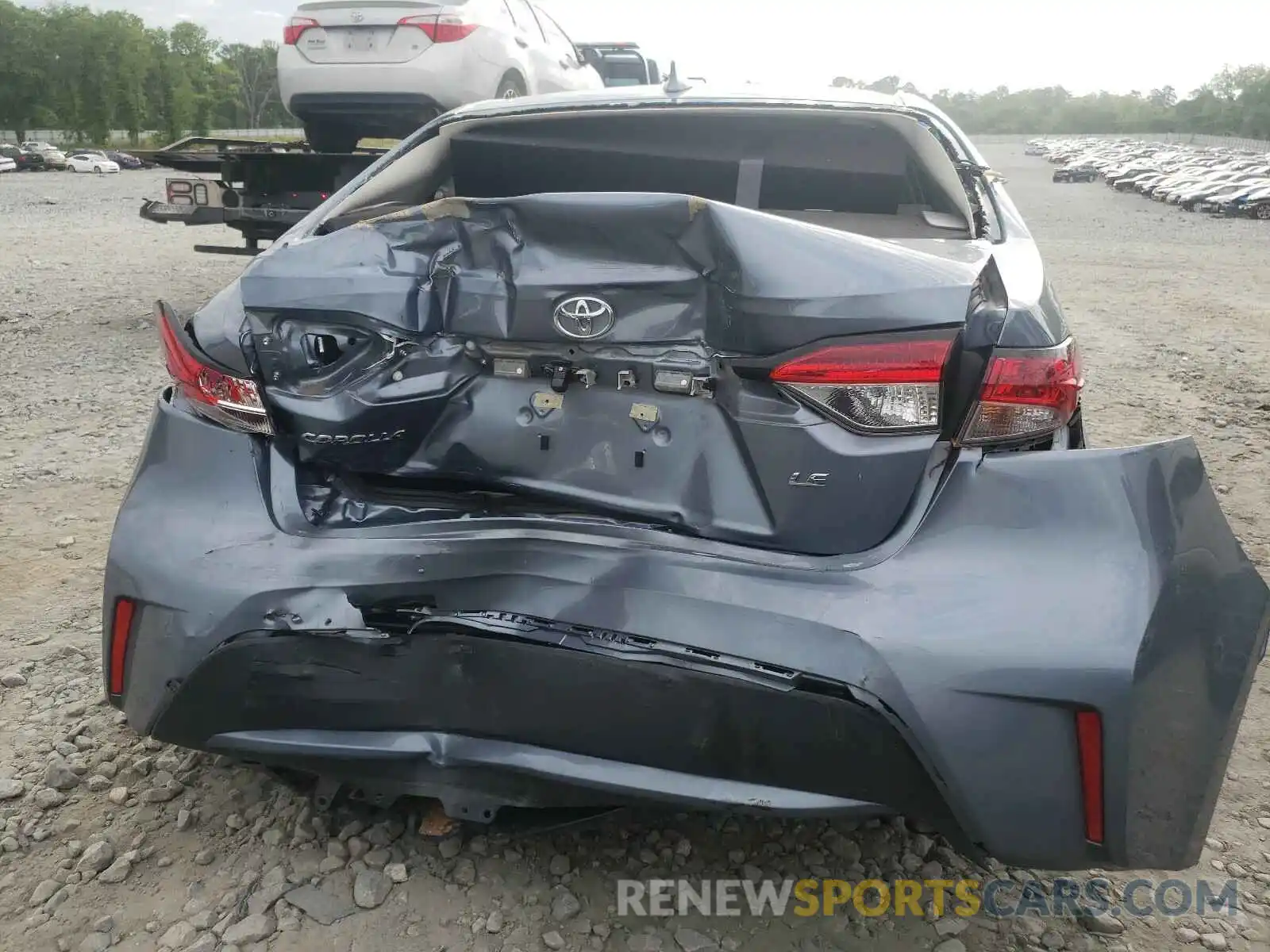 9 Photograph of a damaged car 5YFEPMAE4MP194594 TOYOTA COROLLA 2021