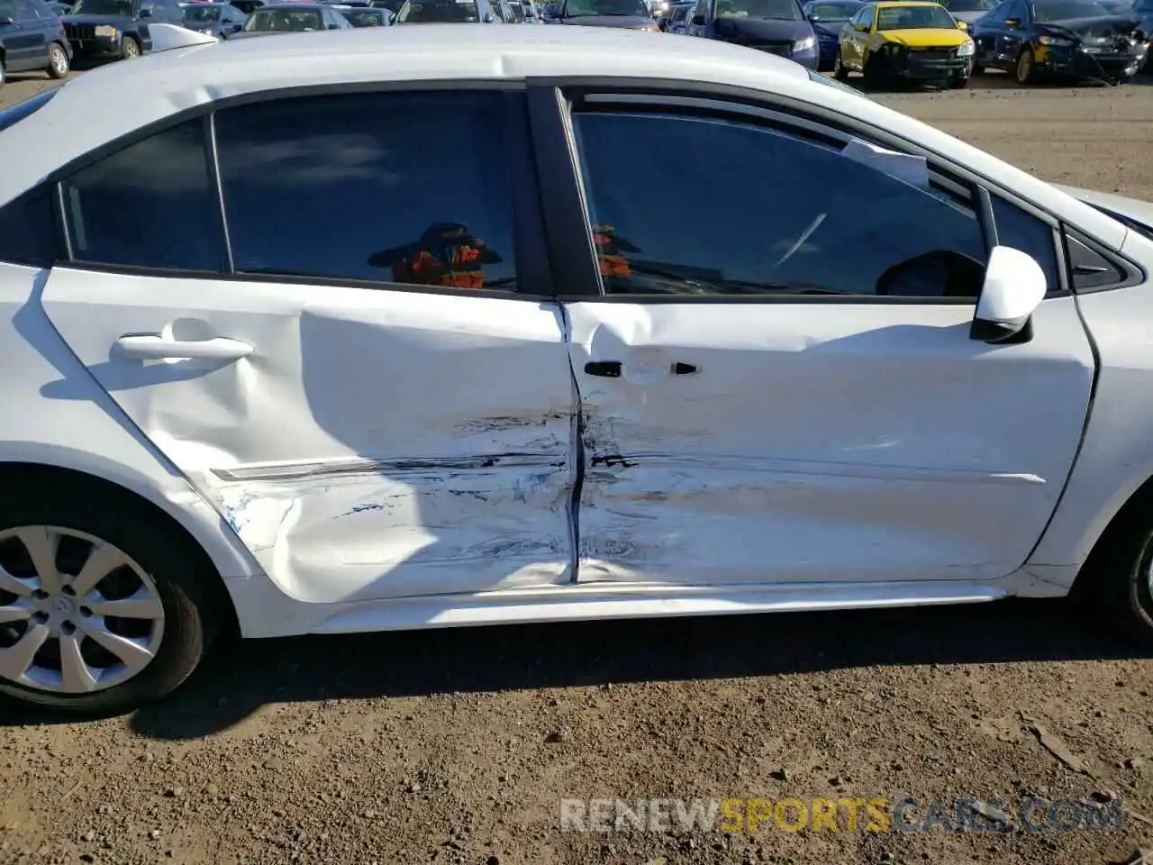 9 Photograph of a damaged car 5YFEPMAE4MP196152 TOYOTA COROLLA 2021