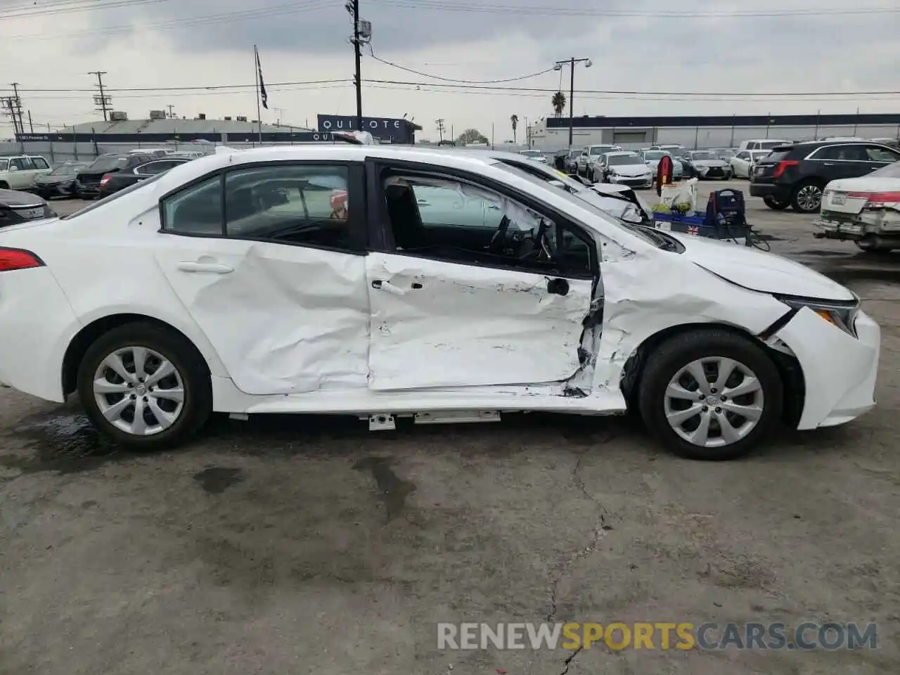 9 Photograph of a damaged car 5YFEPMAE4MP203097 TOYOTA COROLLA 2021