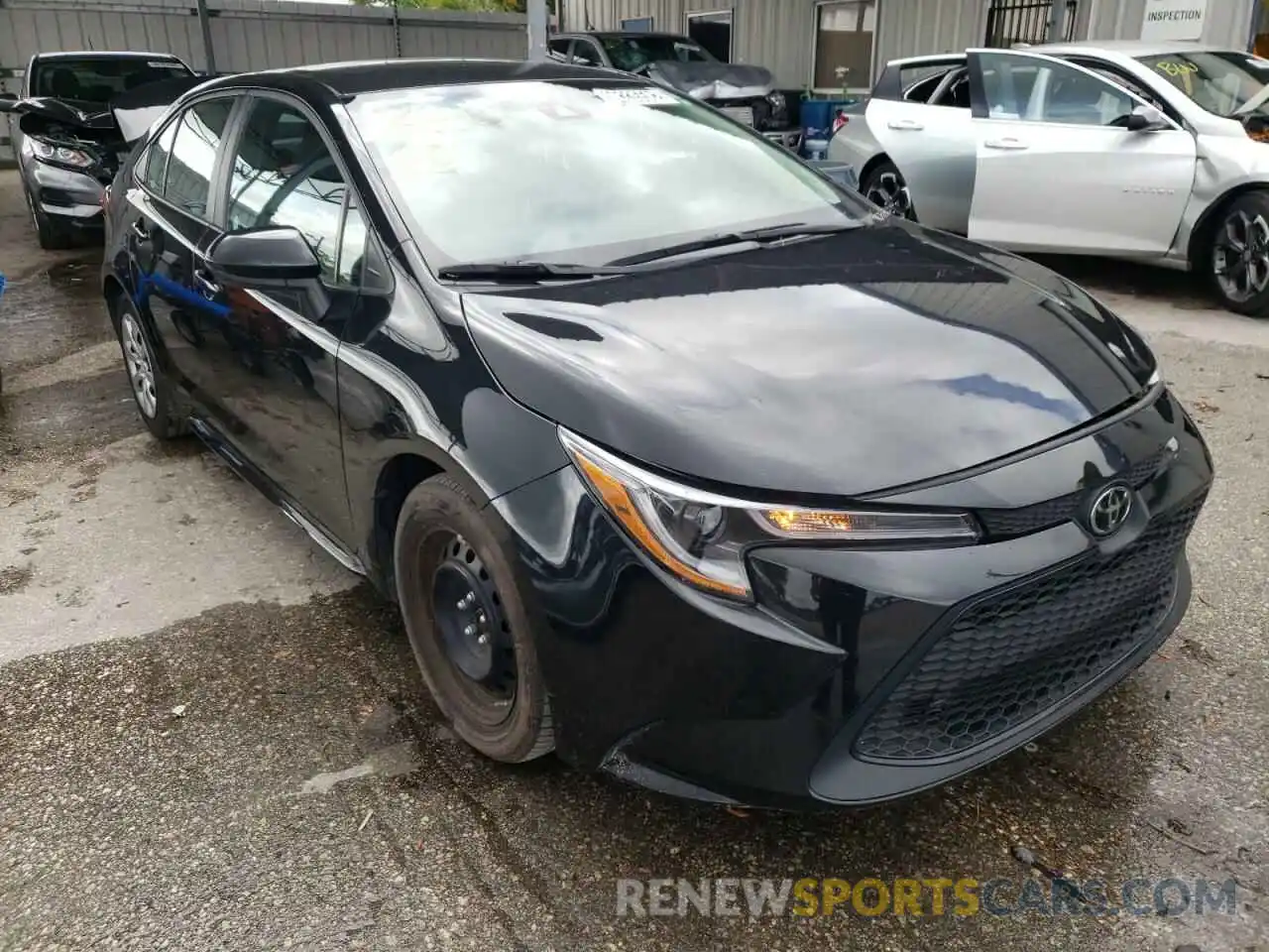 1 Photograph of a damaged car 5YFEPMAE4MP204864 TOYOTA COROLLA 2021