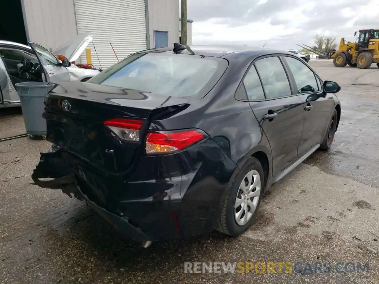 4 Photograph of a damaged car 5YFEPMAE4MP204864 TOYOTA COROLLA 2021