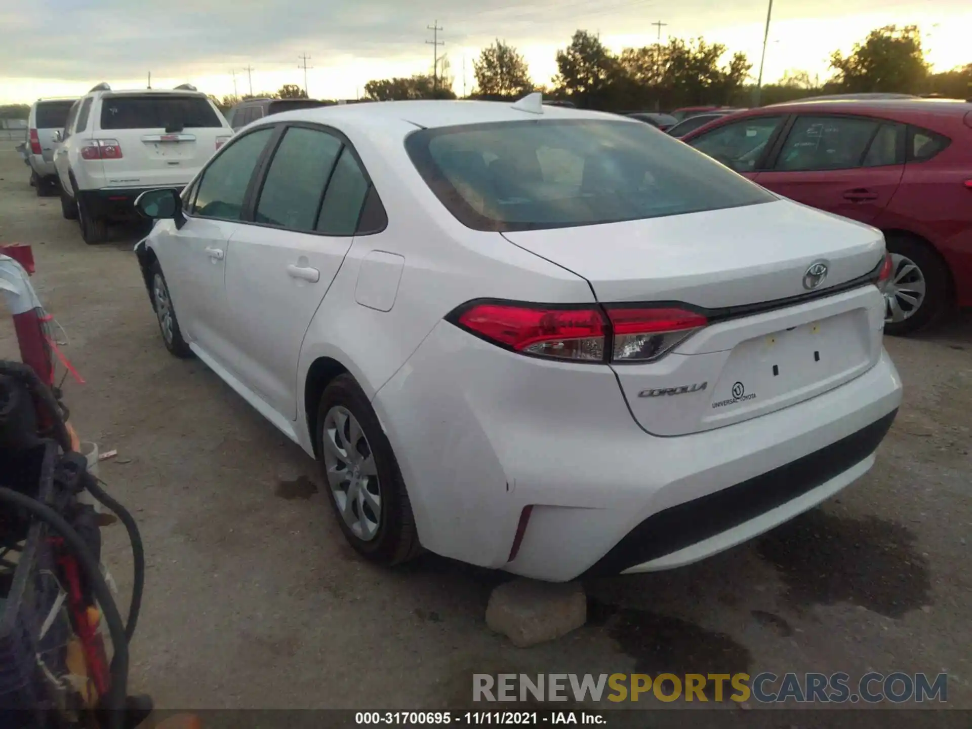 3 Photograph of a damaged car 5YFEPMAE4MP207828 TOYOTA COROLLA 2021