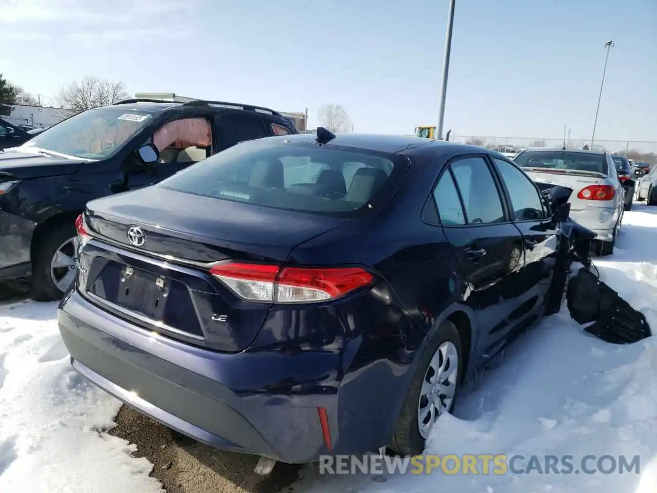 4 Photograph of a damaged car 5YFEPMAE4MP208042 TOYOTA COROLLA 2021