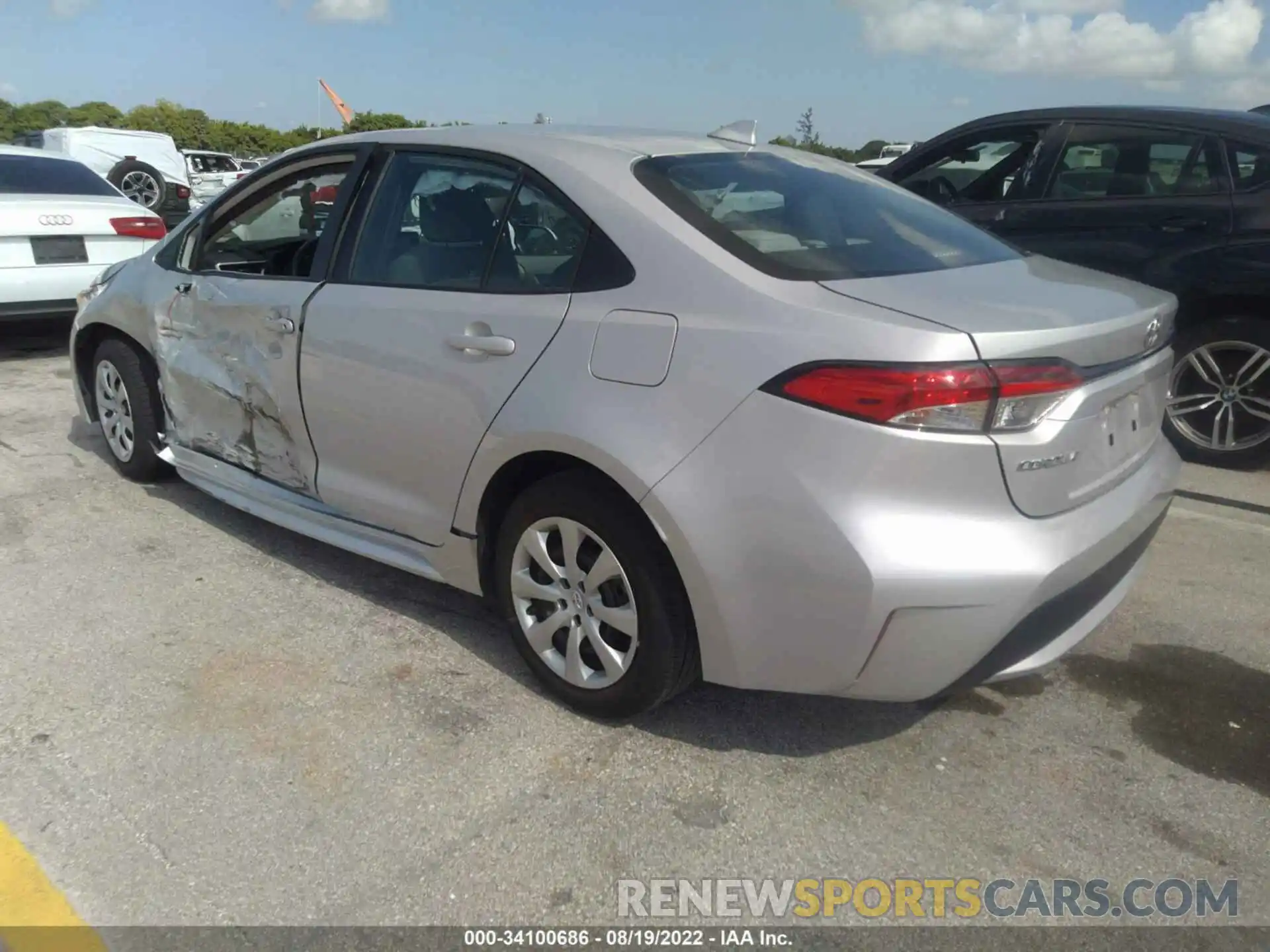 3 Photograph of a damaged car 5YFEPMAE4MP210129 TOYOTA COROLLA 2021