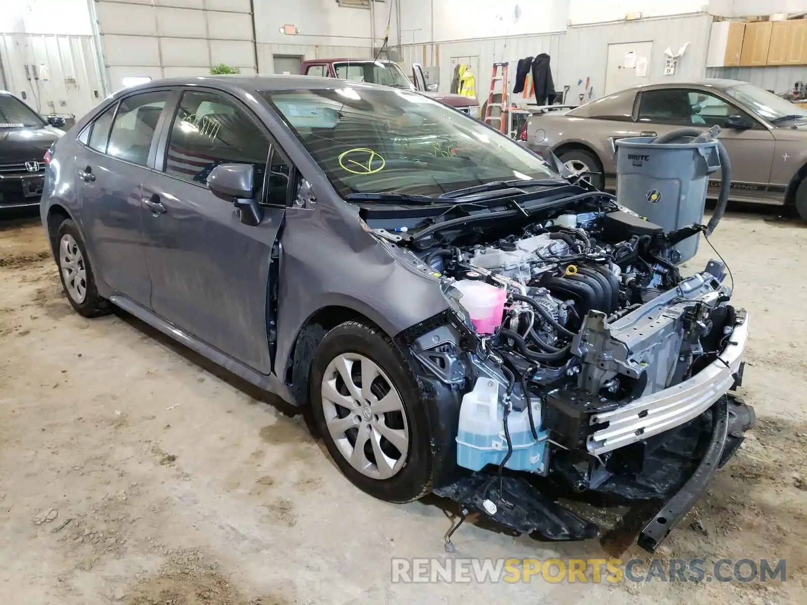 1 Photograph of a damaged car 5YFEPMAE4MP212401 TOYOTA COROLLA 2021