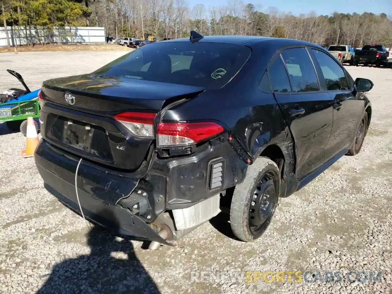 4 Photograph of a damaged car 5YFEPMAE4MP213614 TOYOTA COROLLA 2021