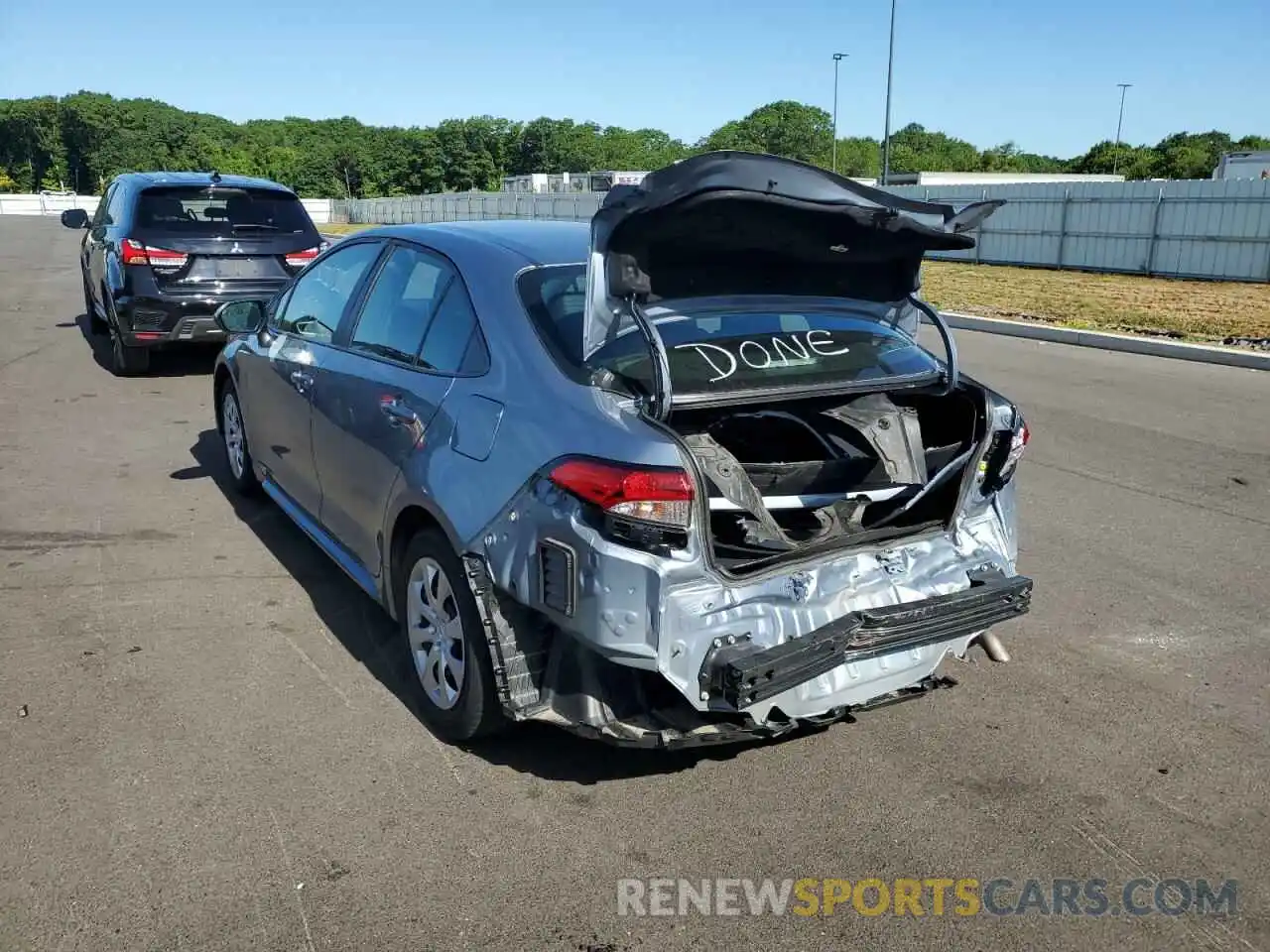 3 Photograph of a damaged car 5YFEPMAE4MP213869 TOYOTA COROLLA 2021