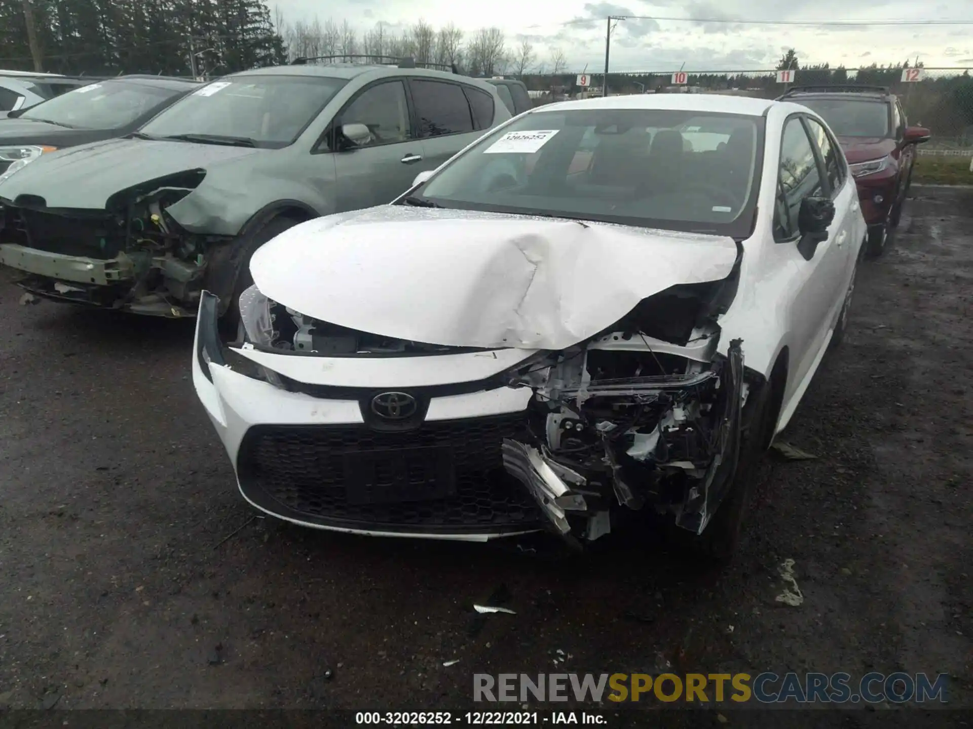 6 Photograph of a damaged car 5YFEPMAE4MP218991 TOYOTA COROLLA 2021