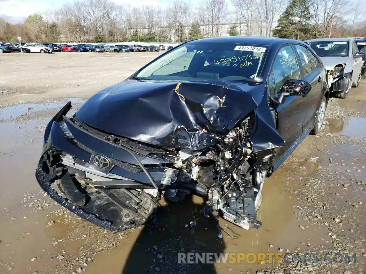 2 Photograph of a damaged car 5YFEPMAE4MP221129 TOYOTA COROLLA 2021