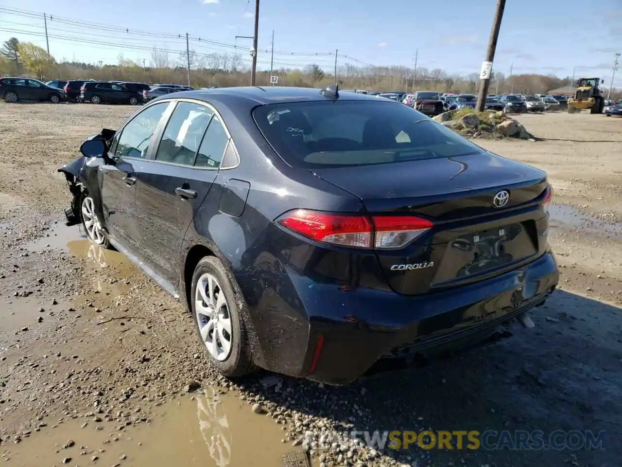 3 Photograph of a damaged car 5YFEPMAE4MP221129 TOYOTA COROLLA 2021