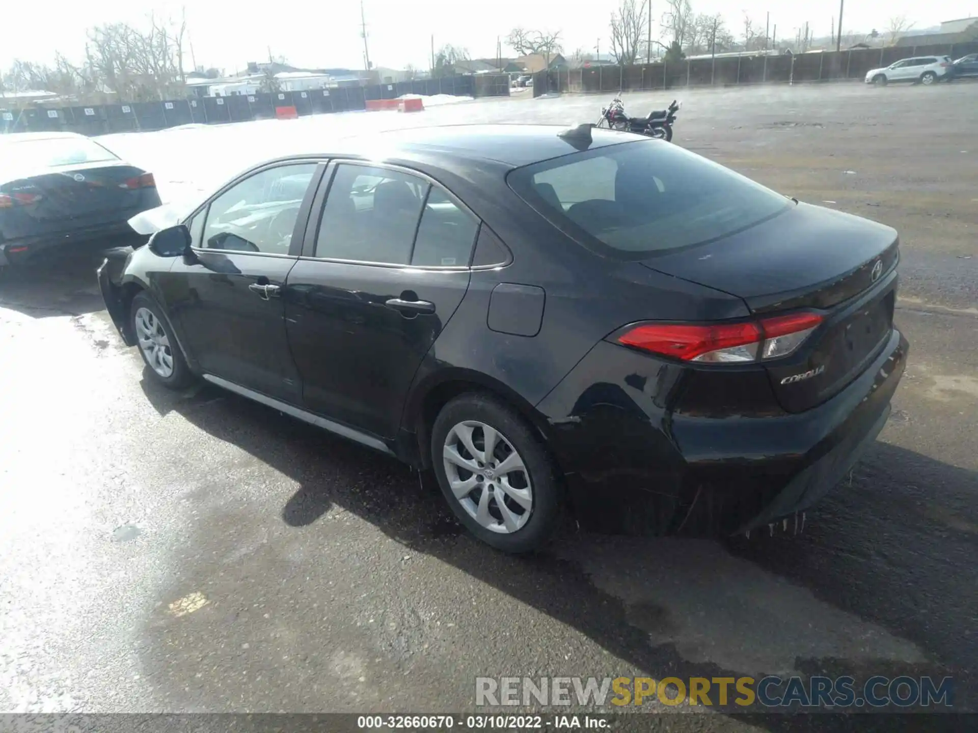 3 Photograph of a damaged car 5YFEPMAE4MP221261 TOYOTA COROLLA 2021