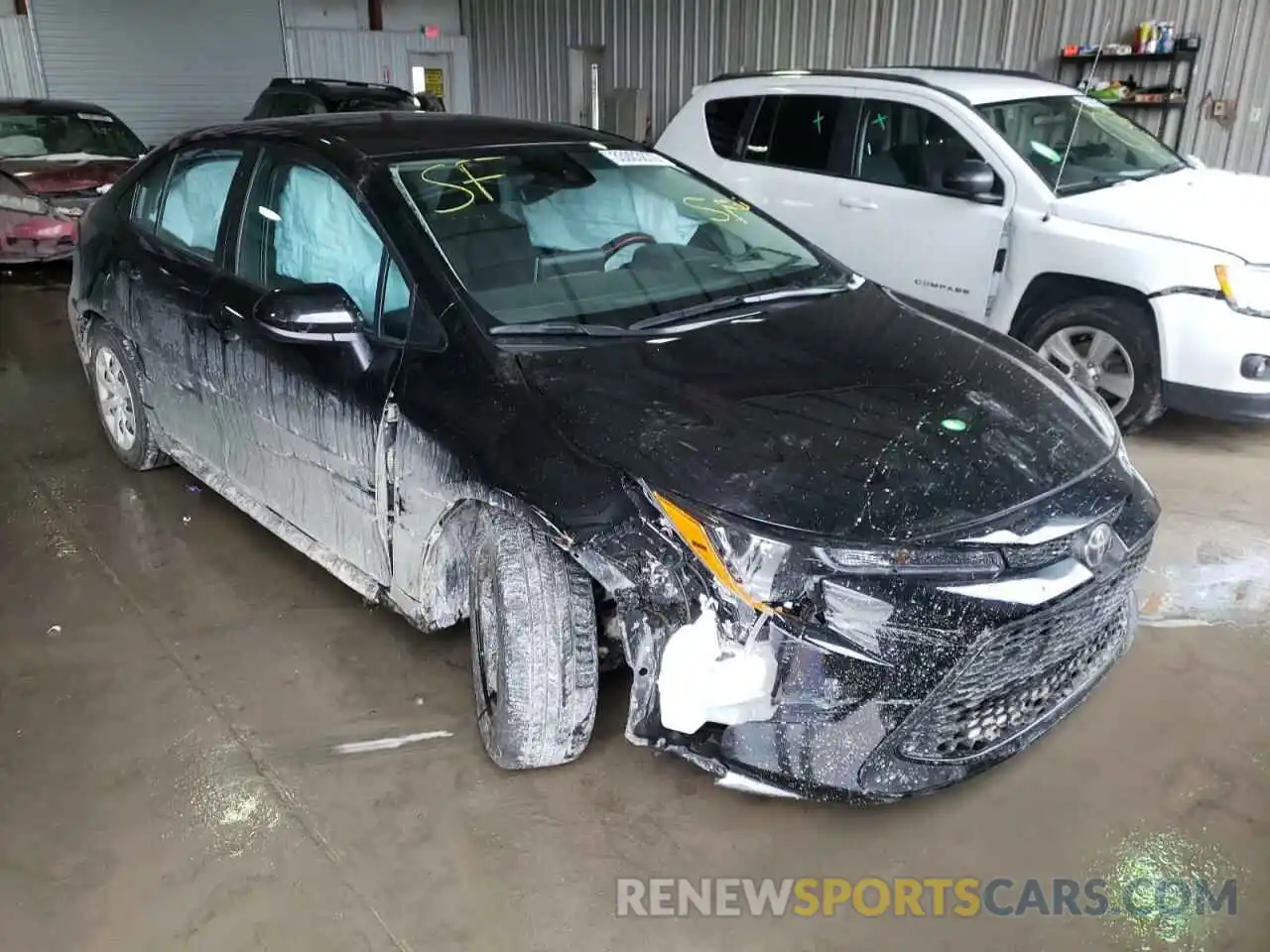 1 Photograph of a damaged car 5YFEPMAE4MP225603 TOYOTA COROLLA 2021