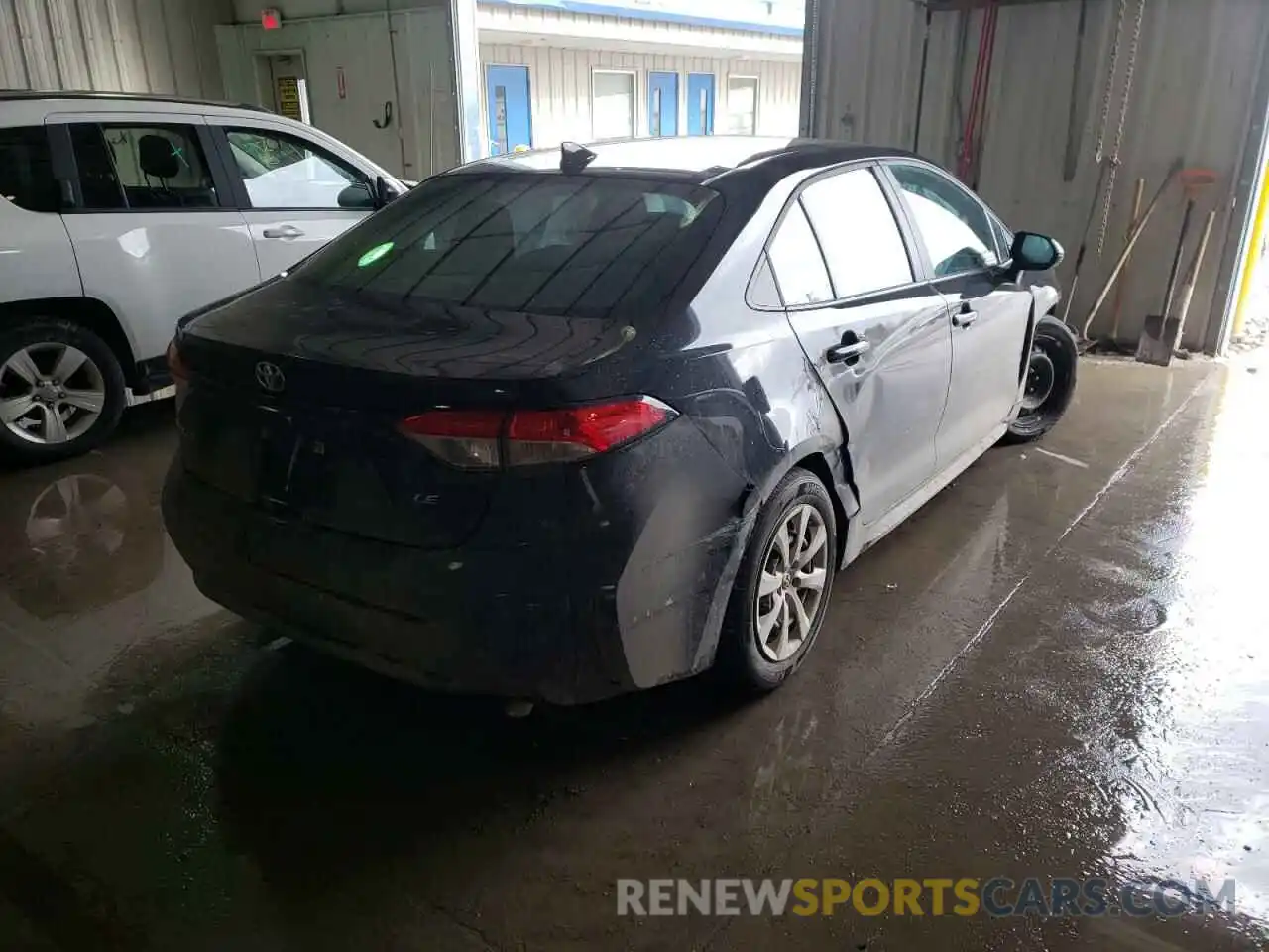 4 Photograph of a damaged car 5YFEPMAE4MP225603 TOYOTA COROLLA 2021