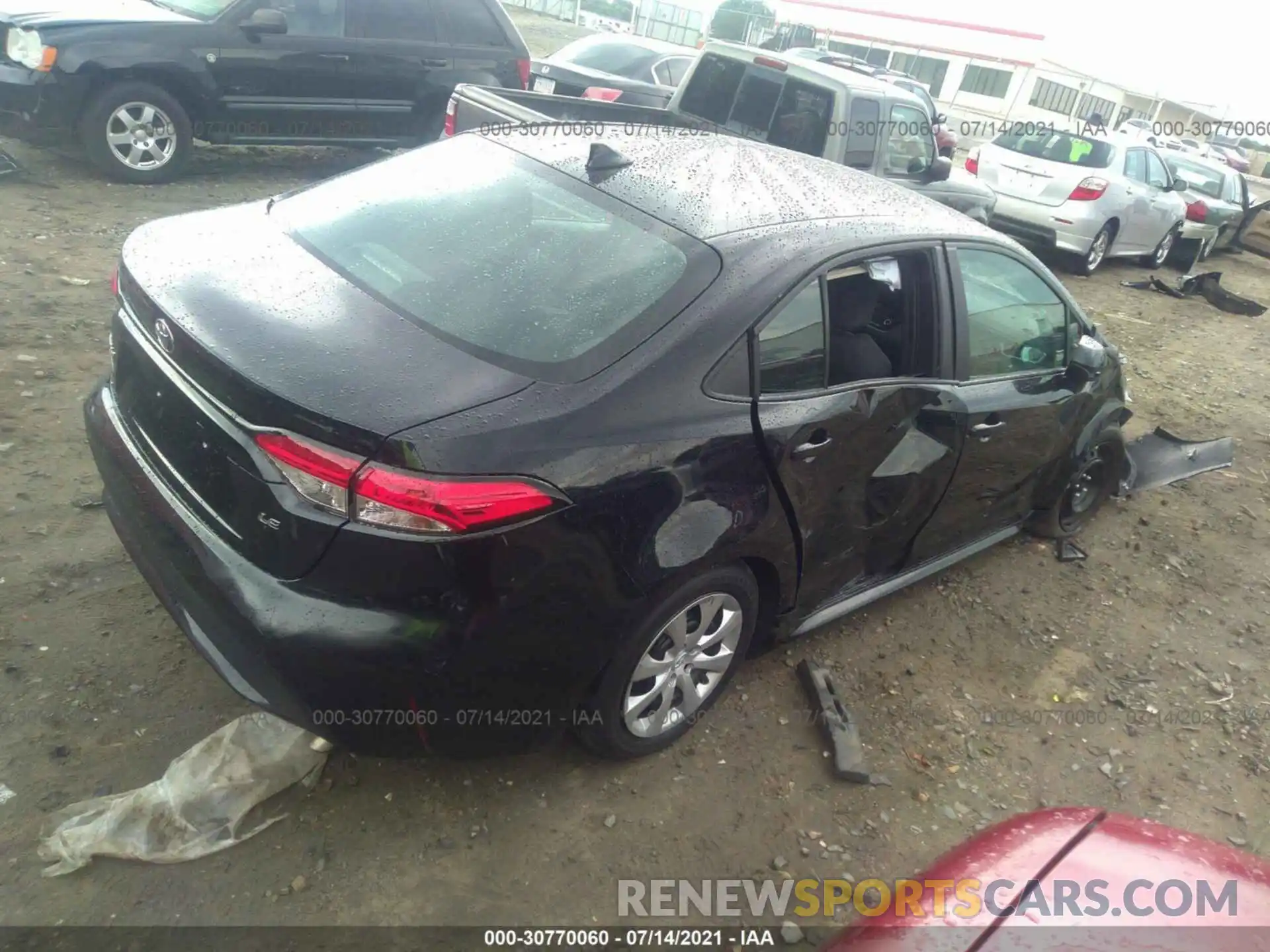 4 Photograph of a damaged car 5YFEPMAE4MP226878 TOYOTA COROLLA 2021