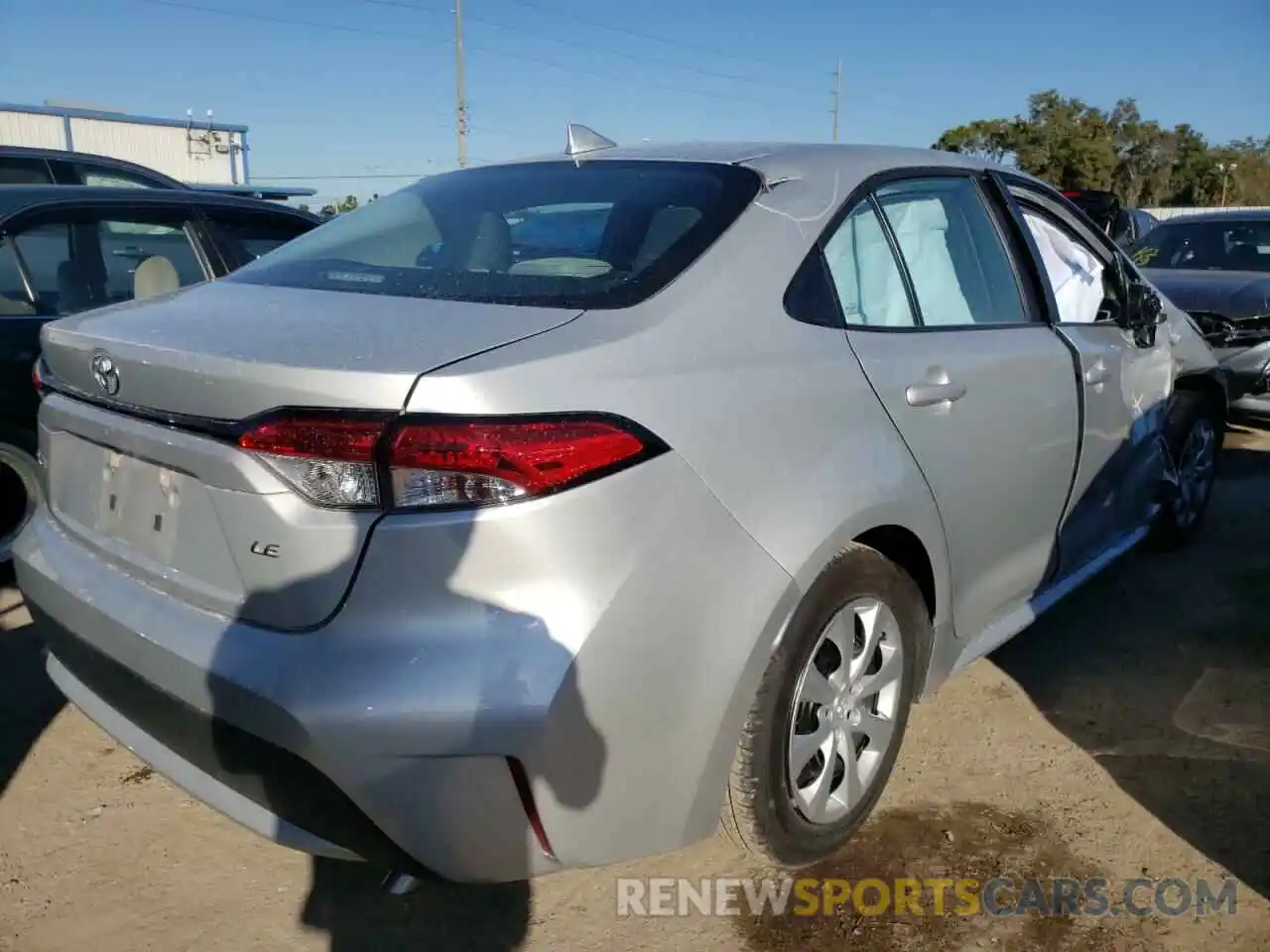 4 Photograph of a damaged car 5YFEPMAE4MP229974 TOYOTA COROLLA 2021