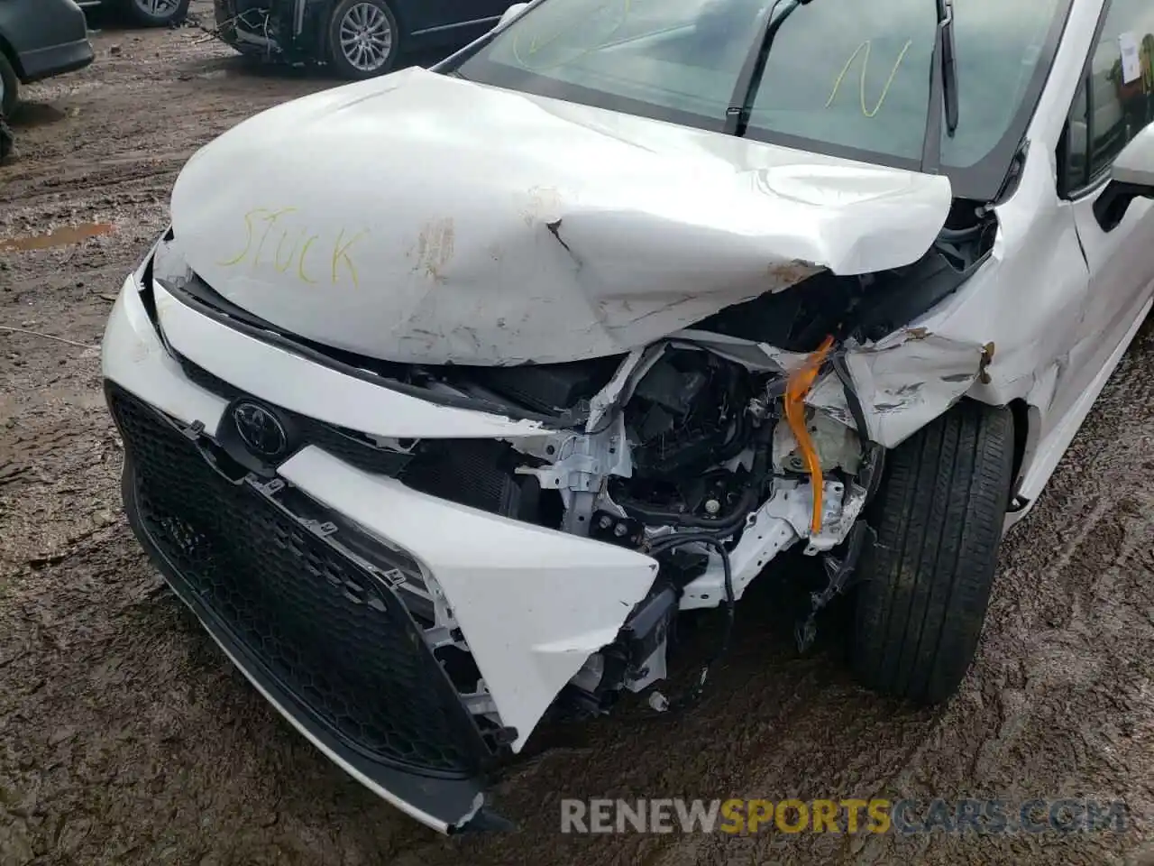 9 Photograph of a damaged car 5YFEPMAE4MP230543 TOYOTA COROLLA 2021