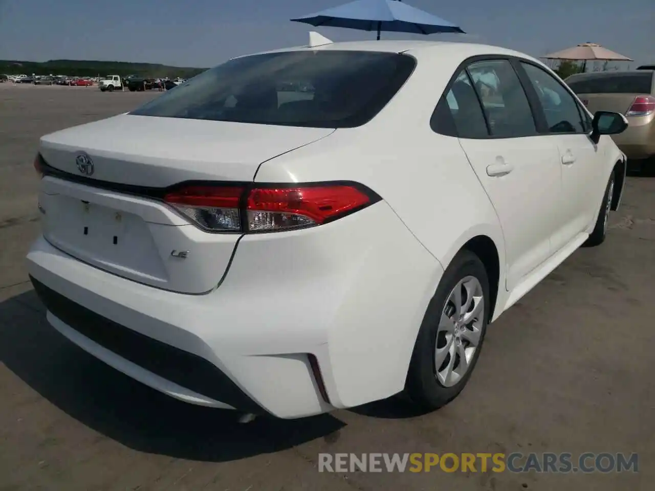 4 Photograph of a damaged car 5YFEPMAE4MP232549 TOYOTA COROLLA 2021