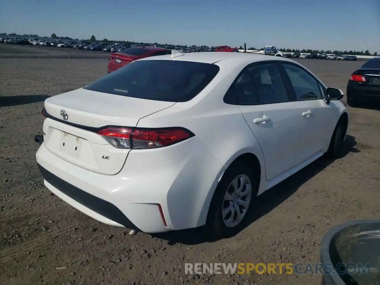 4 Photograph of a damaged car 5YFEPMAE4MP232955 TOYOTA COROLLA 2021