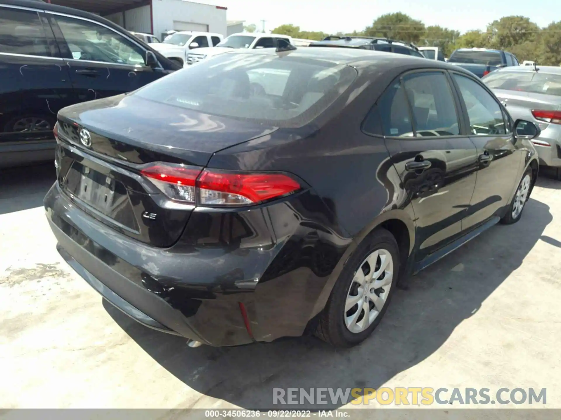 4 Photograph of a damaged car 5YFEPMAE4MP233443 TOYOTA COROLLA 2021