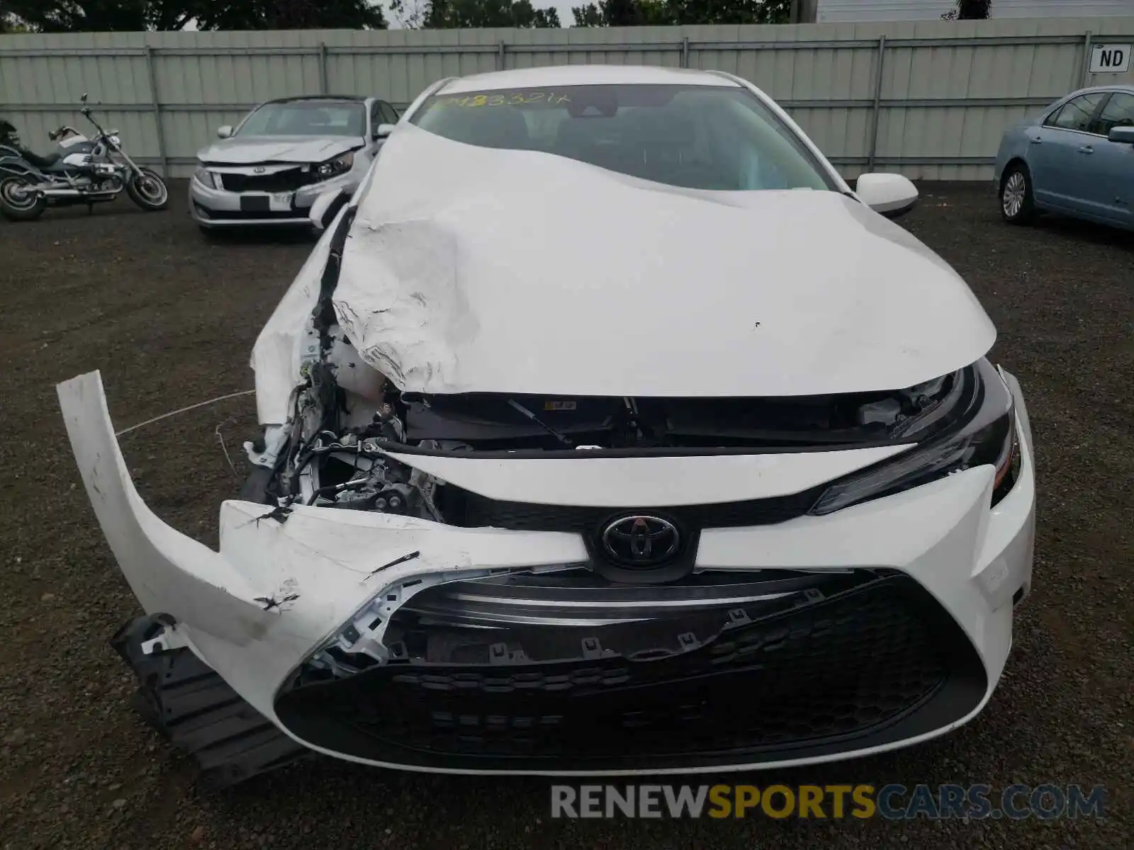 9 Photograph of a damaged car 5YFEPMAE4MP244555 TOYOTA COROLLA 2021