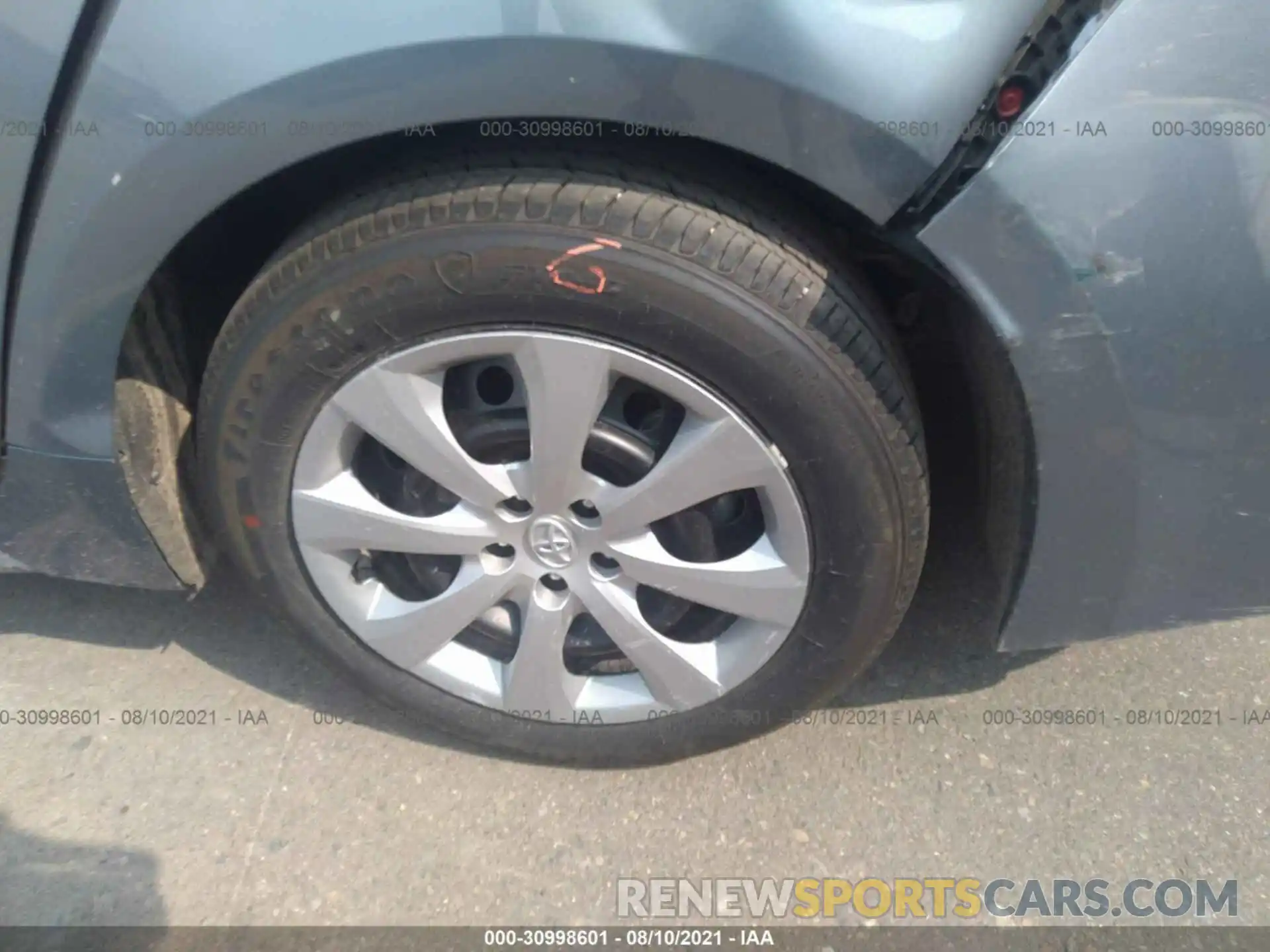 13 Photograph of a damaged car 5YFEPMAE4MP246130 TOYOTA COROLLA 2021