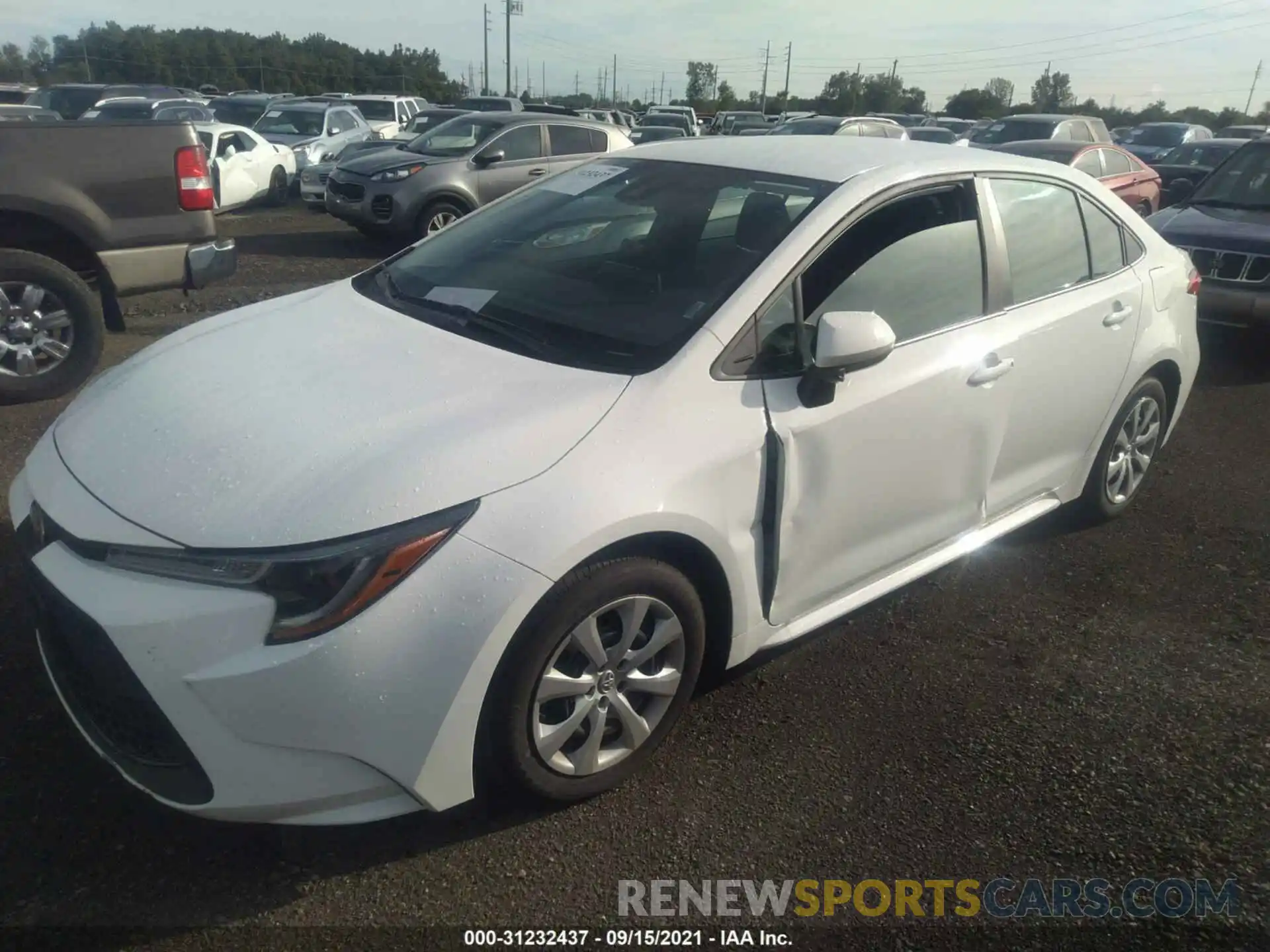 2 Photograph of a damaged car 5YFEPMAE4MP248444 TOYOTA COROLLA 2021