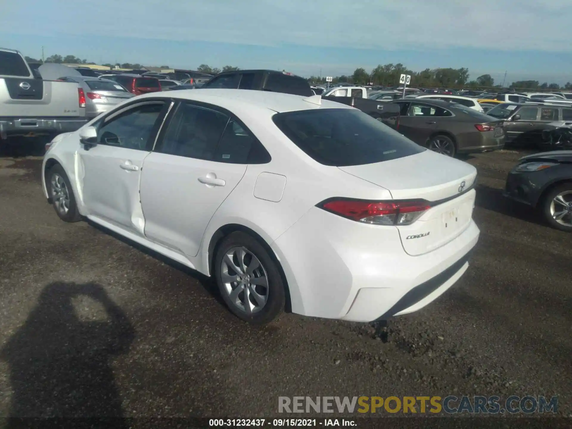 3 Photograph of a damaged car 5YFEPMAE4MP248444 TOYOTA COROLLA 2021