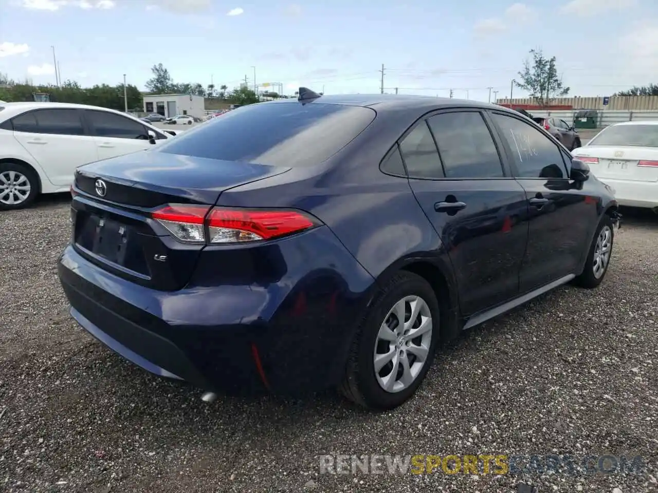 4 Photograph of a damaged car 5YFEPMAE4MP248900 TOYOTA COROLLA 2021