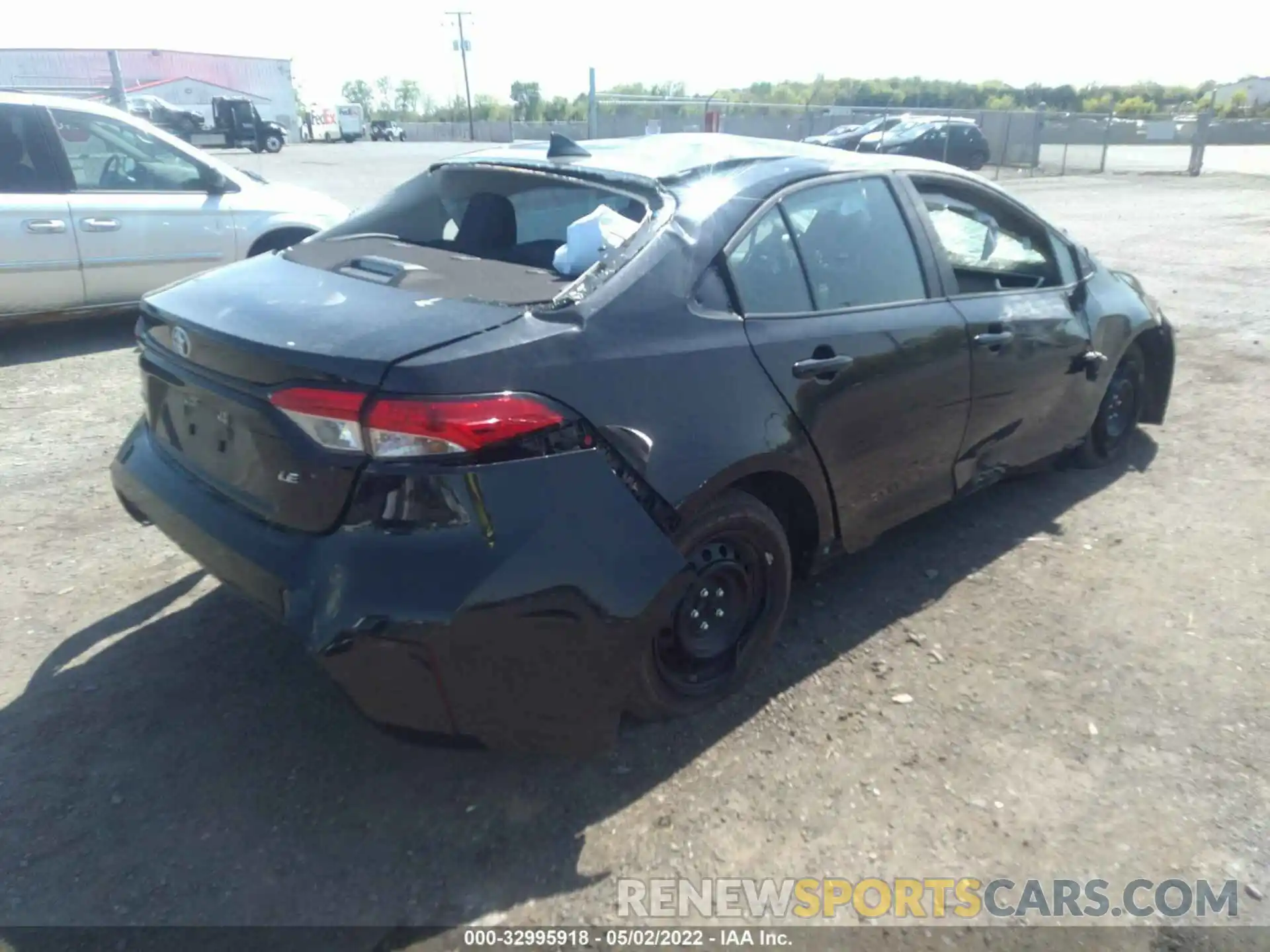 4 Photograph of a damaged car 5YFEPMAE4MP252770 TOYOTA COROLLA 2021