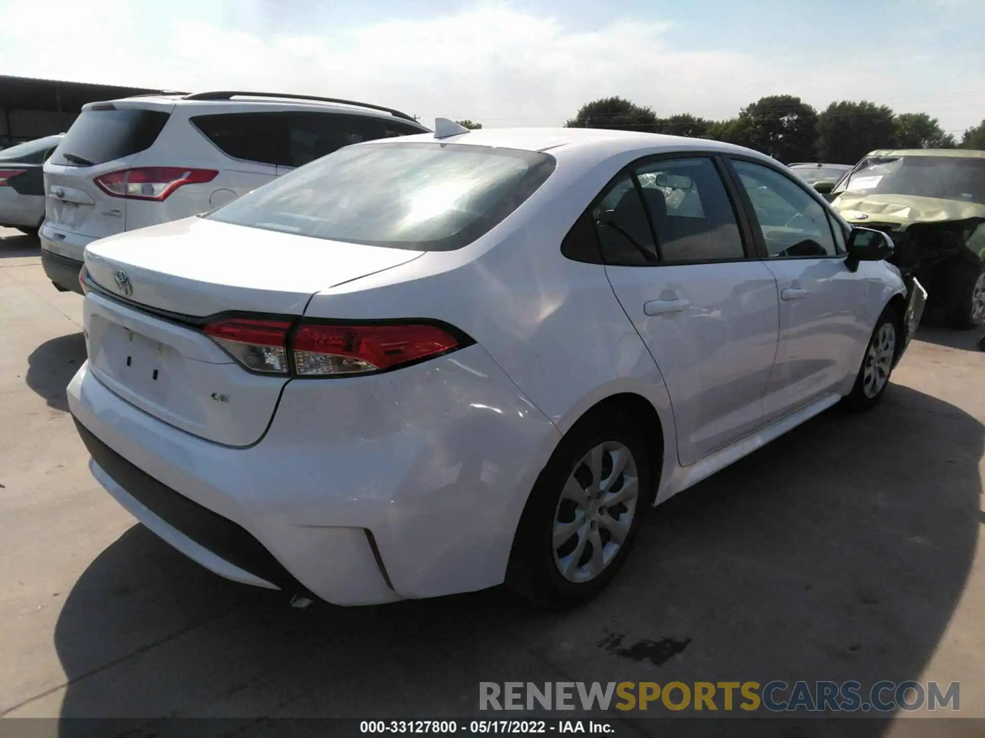 4 Photograph of a damaged car 5YFEPMAE4MP255913 TOYOTA COROLLA 2021