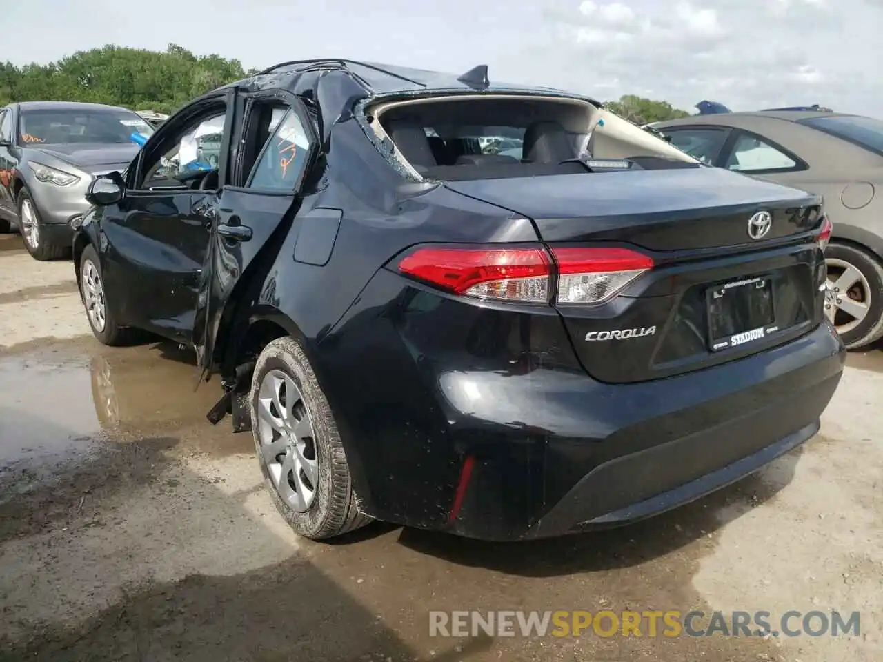 3 Photograph of a damaged car 5YFEPMAE4MP257435 TOYOTA COROLLA 2021